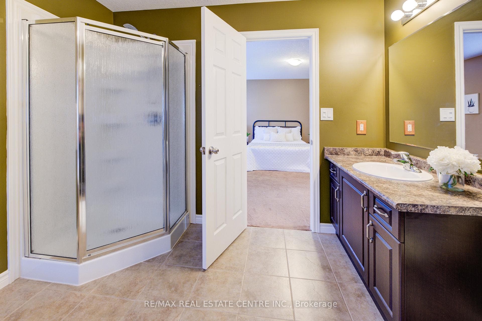 5 Hammacher Street photo 34
