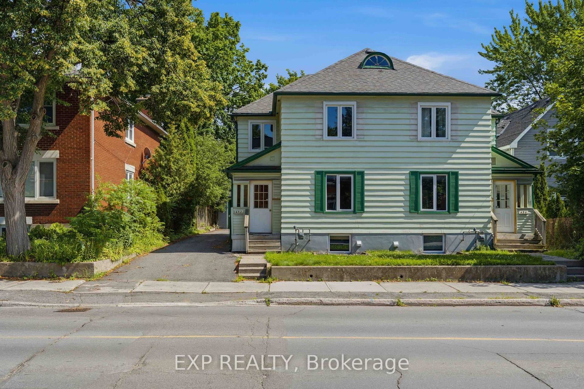 452 Sunnyside Avenue photo 1