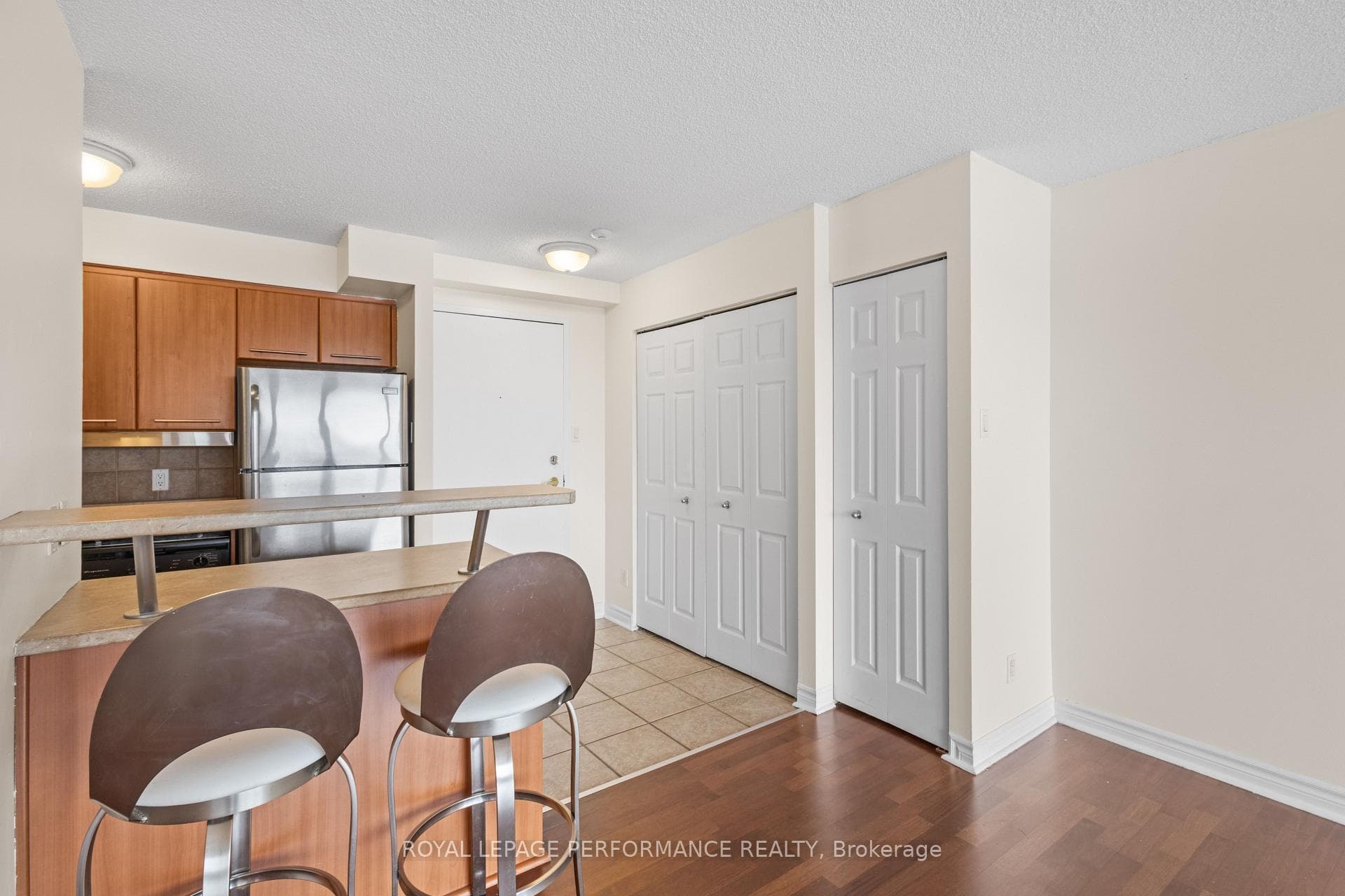 225 Alvin Road Unit 609 photo 8