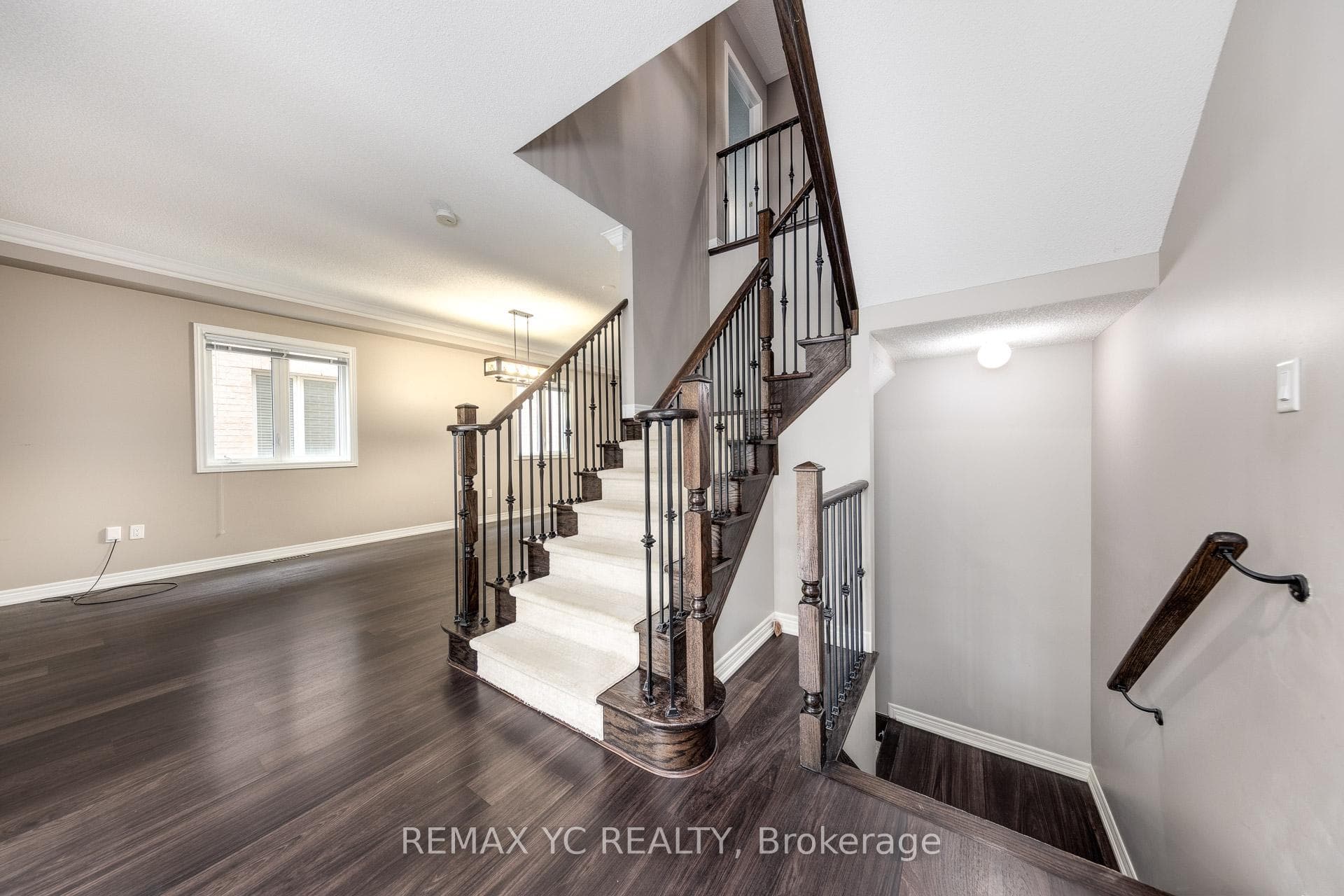 7 Riverhill Drive photo 21