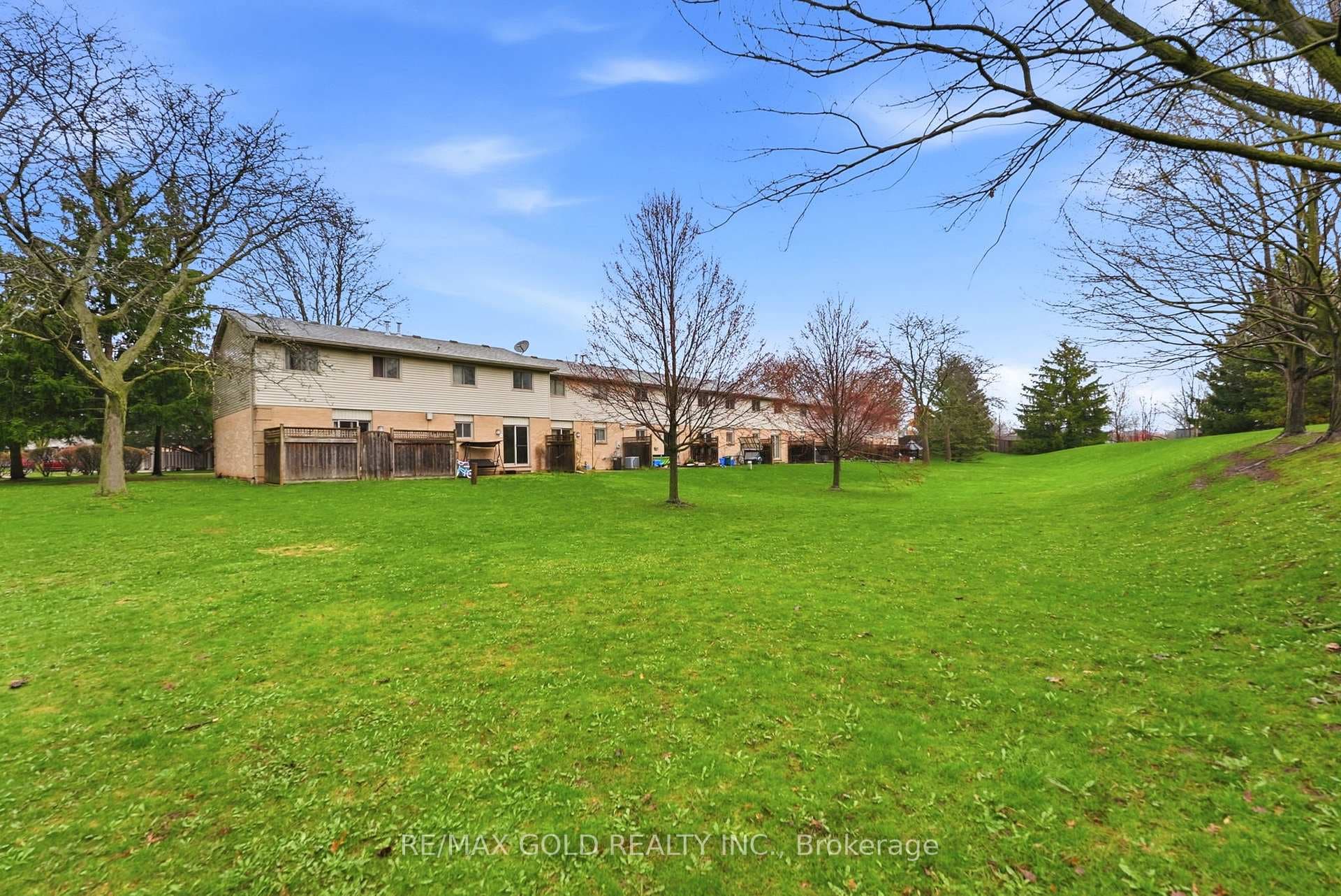 141 Condor Court Unit 70 photo 40