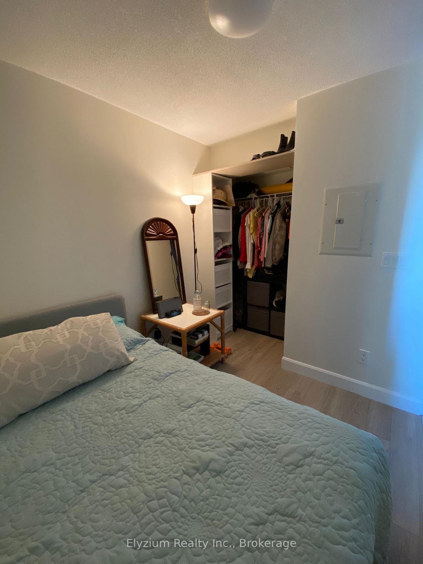 4 Elsinore Path Unit 705 photo 8
