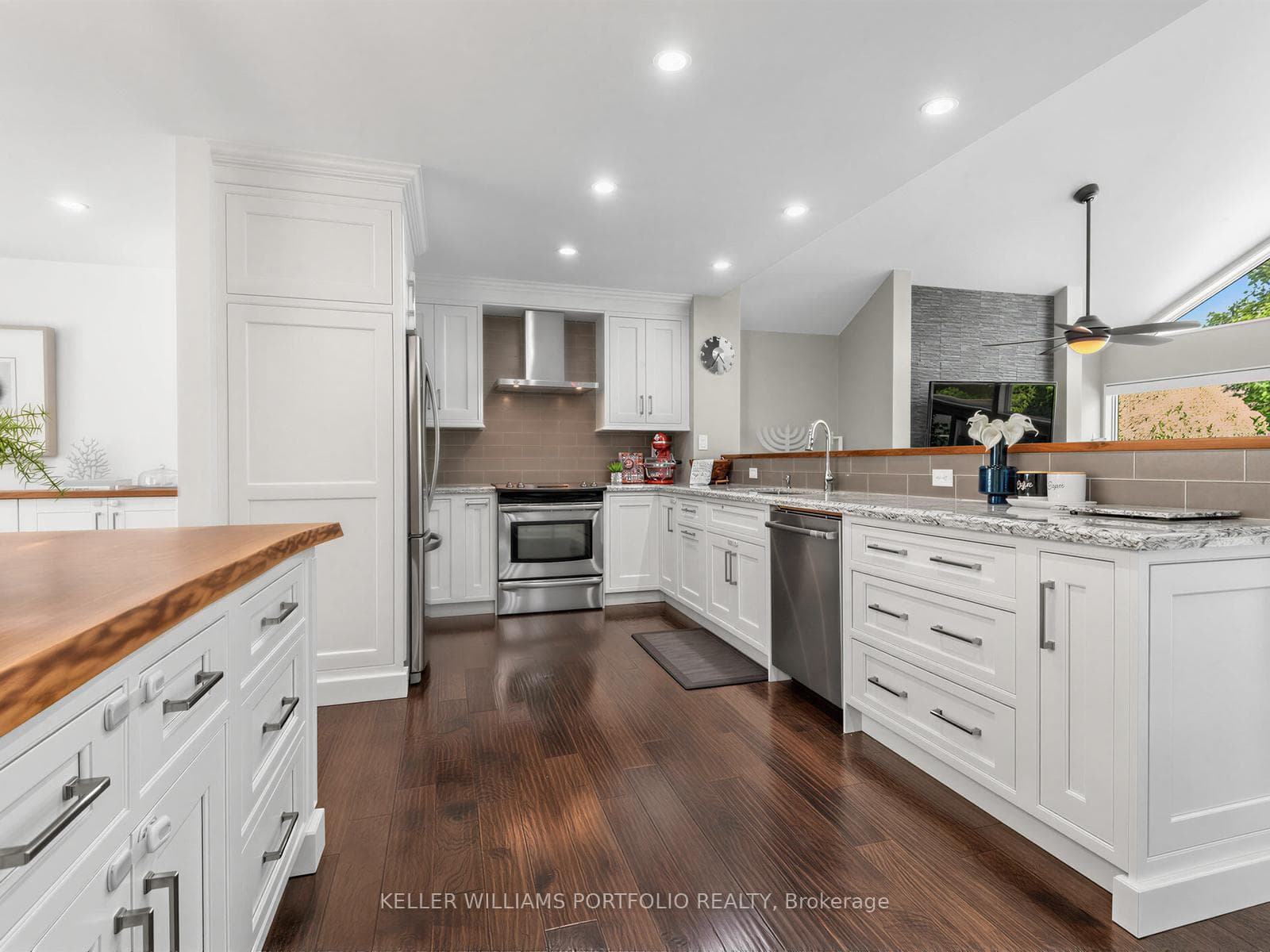 81 Lynnhaven Road photo 8