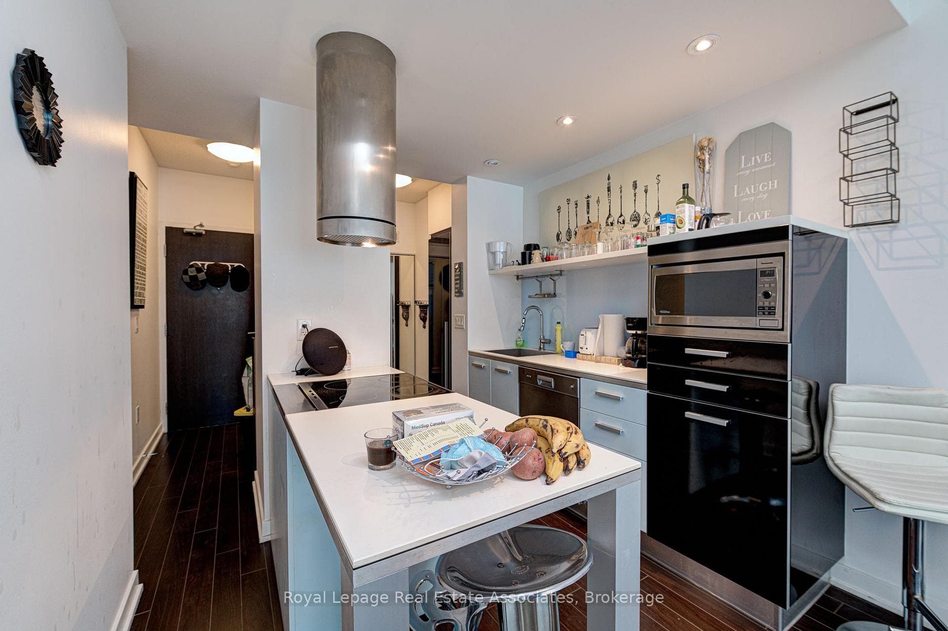 38 Dan Leckie Way Unit 2106 photo 8