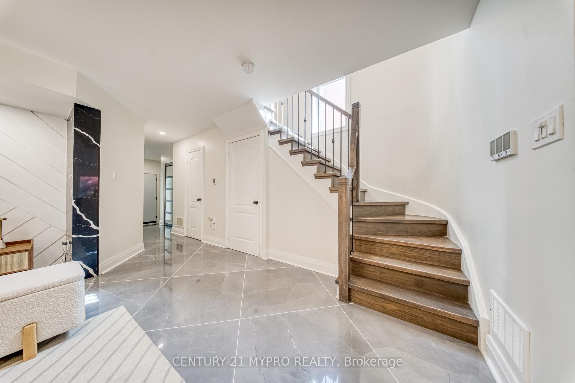 67 Mugford Road photo 8
