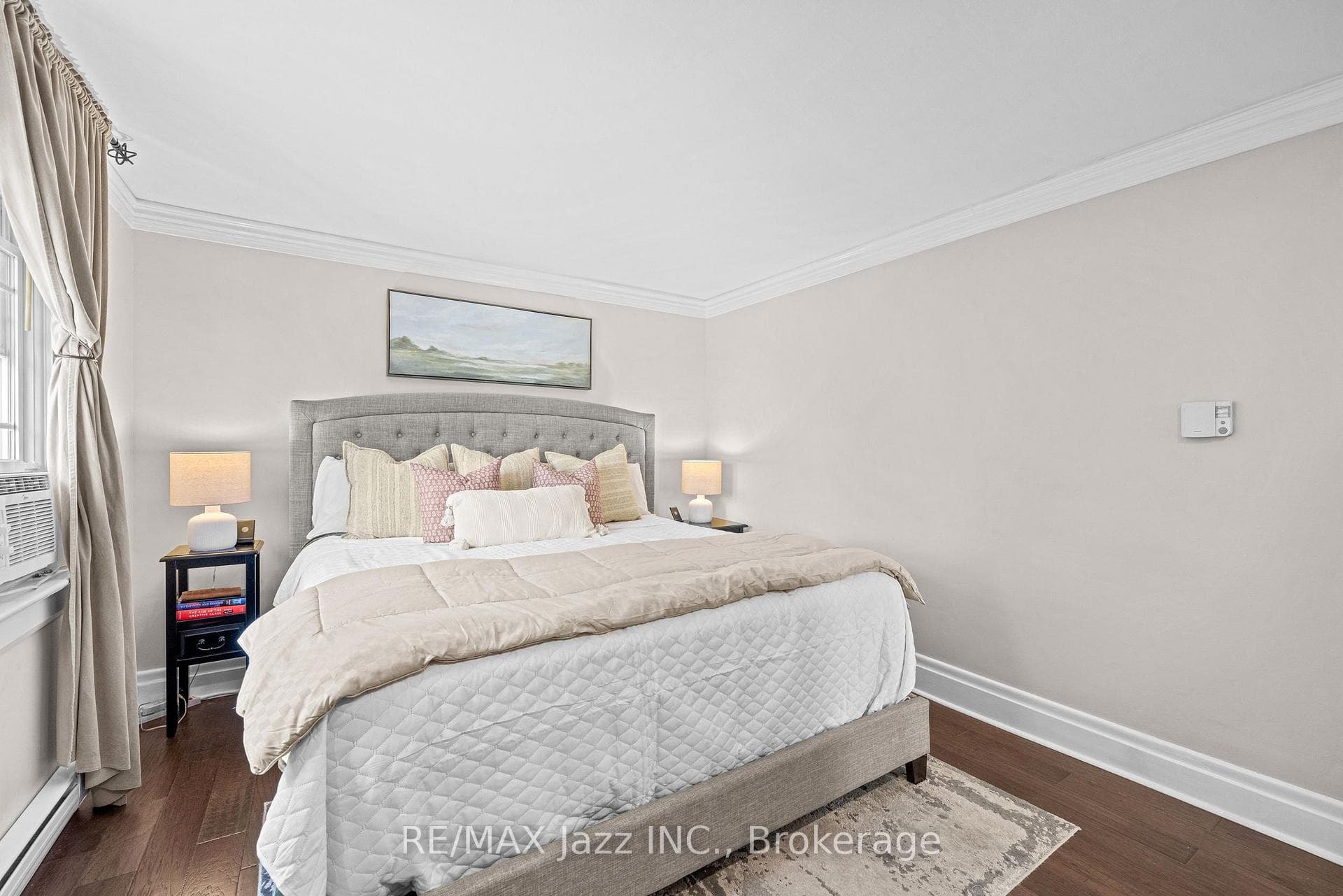 477 Masson Street photo 31