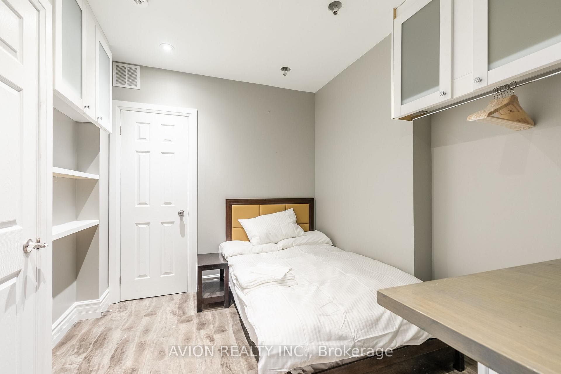 83 Sullivan Street photo 18