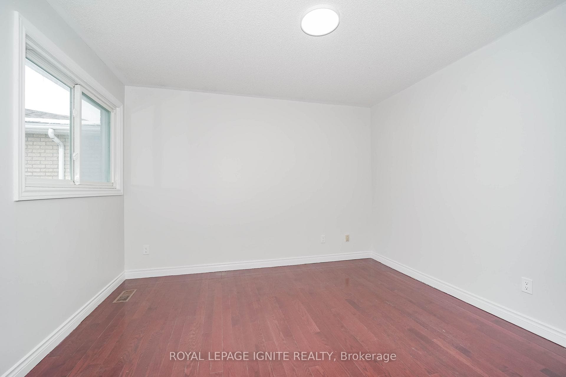 165 Clonmore Drive photo 33