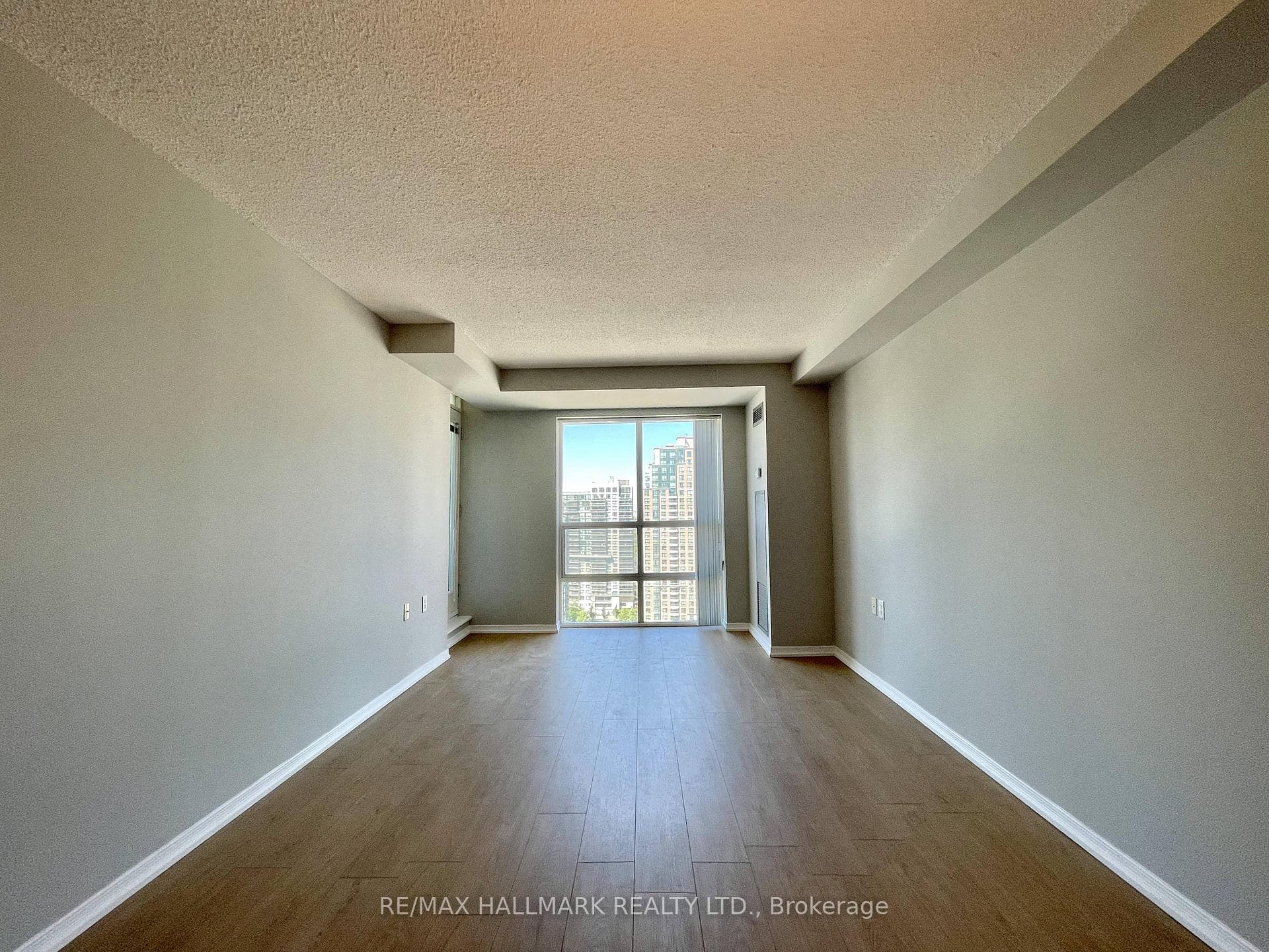 20 Olive Avenue Unit LPH12 photo 2