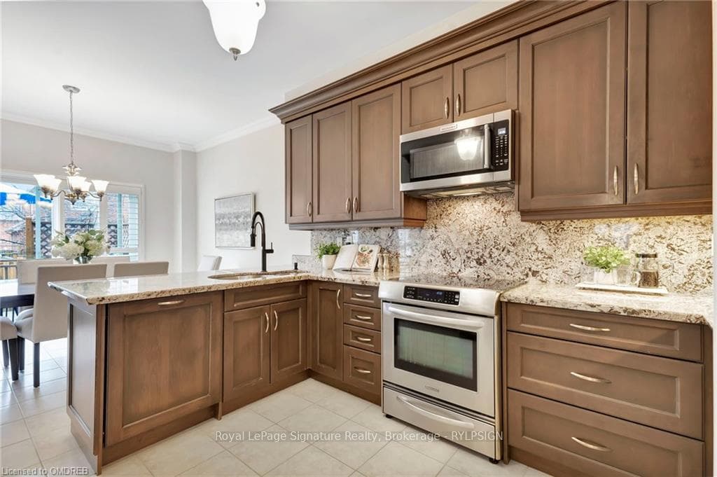 1146 COSTIGAN Road photo 8