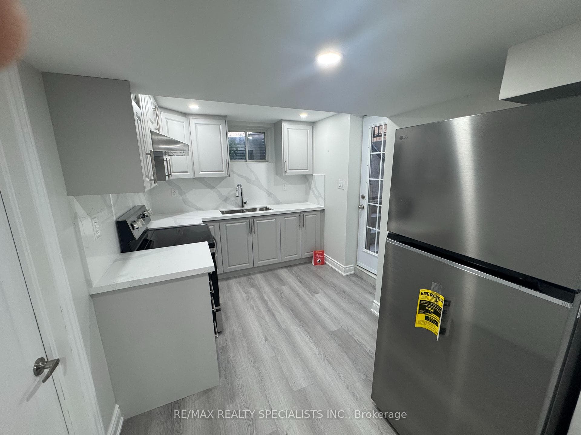 20 Elderberry Street Unit (Basement) photo 2