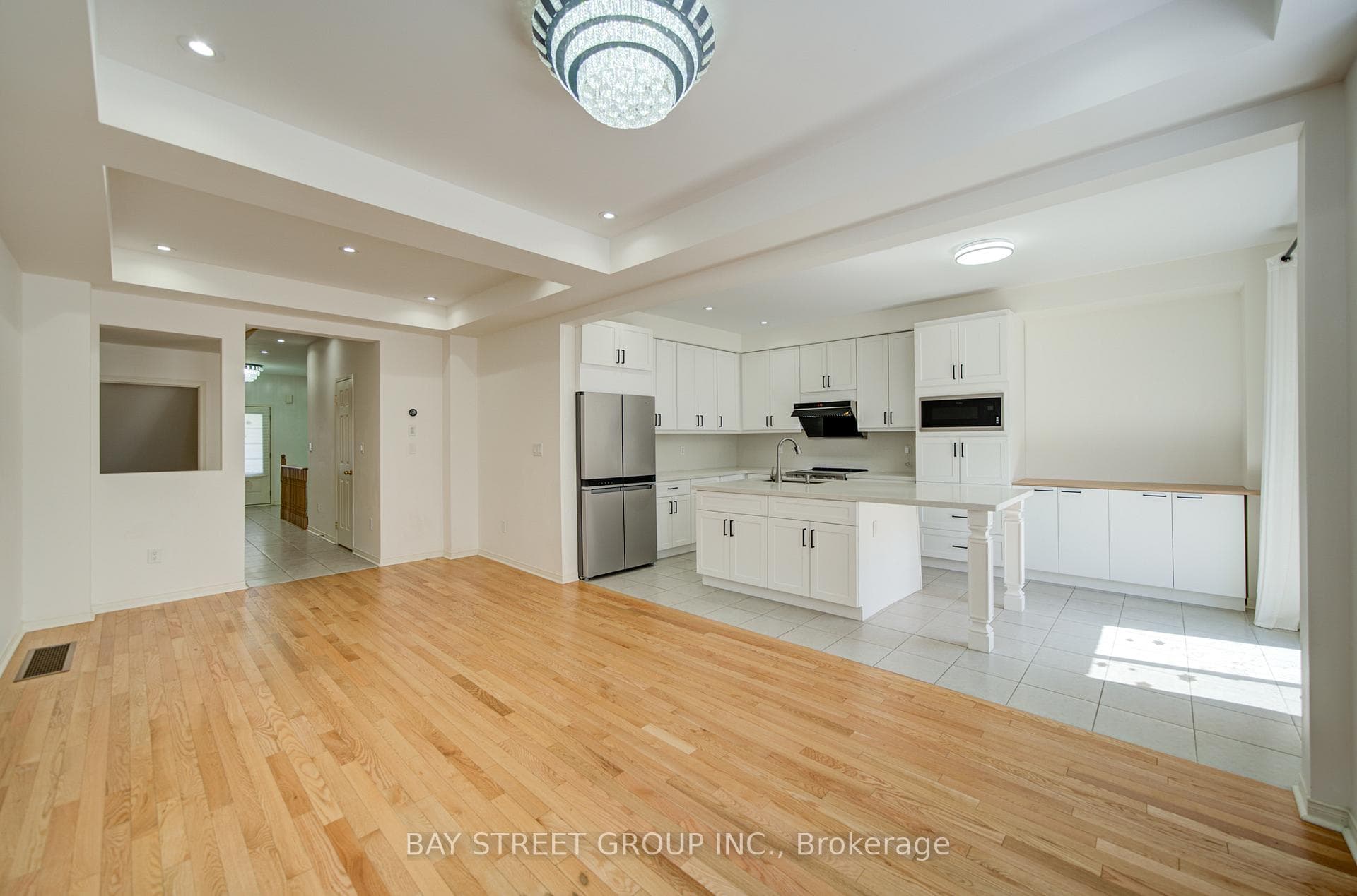 114 Ness Drive photo 2