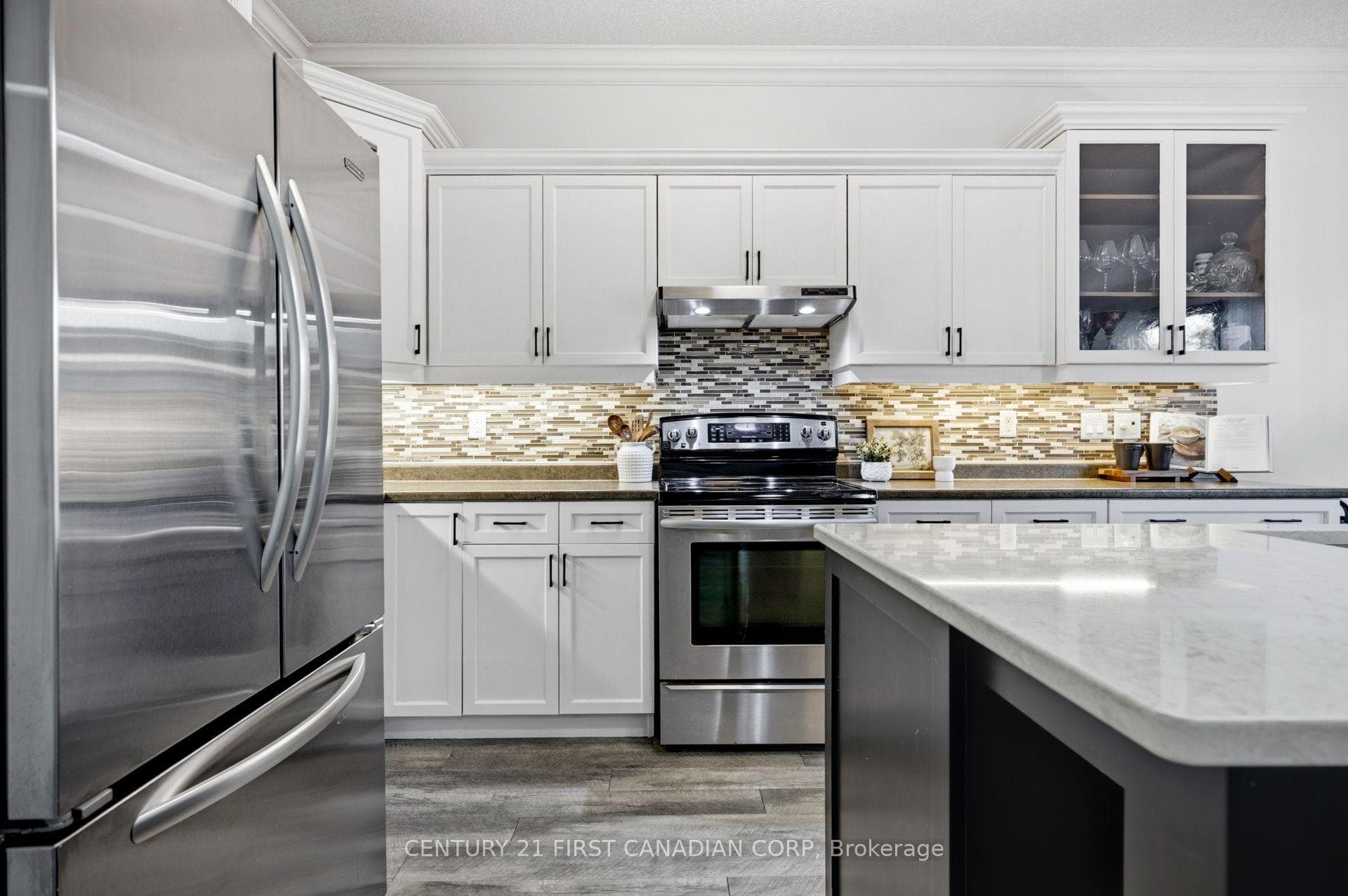 292 Walnut Street photo 7