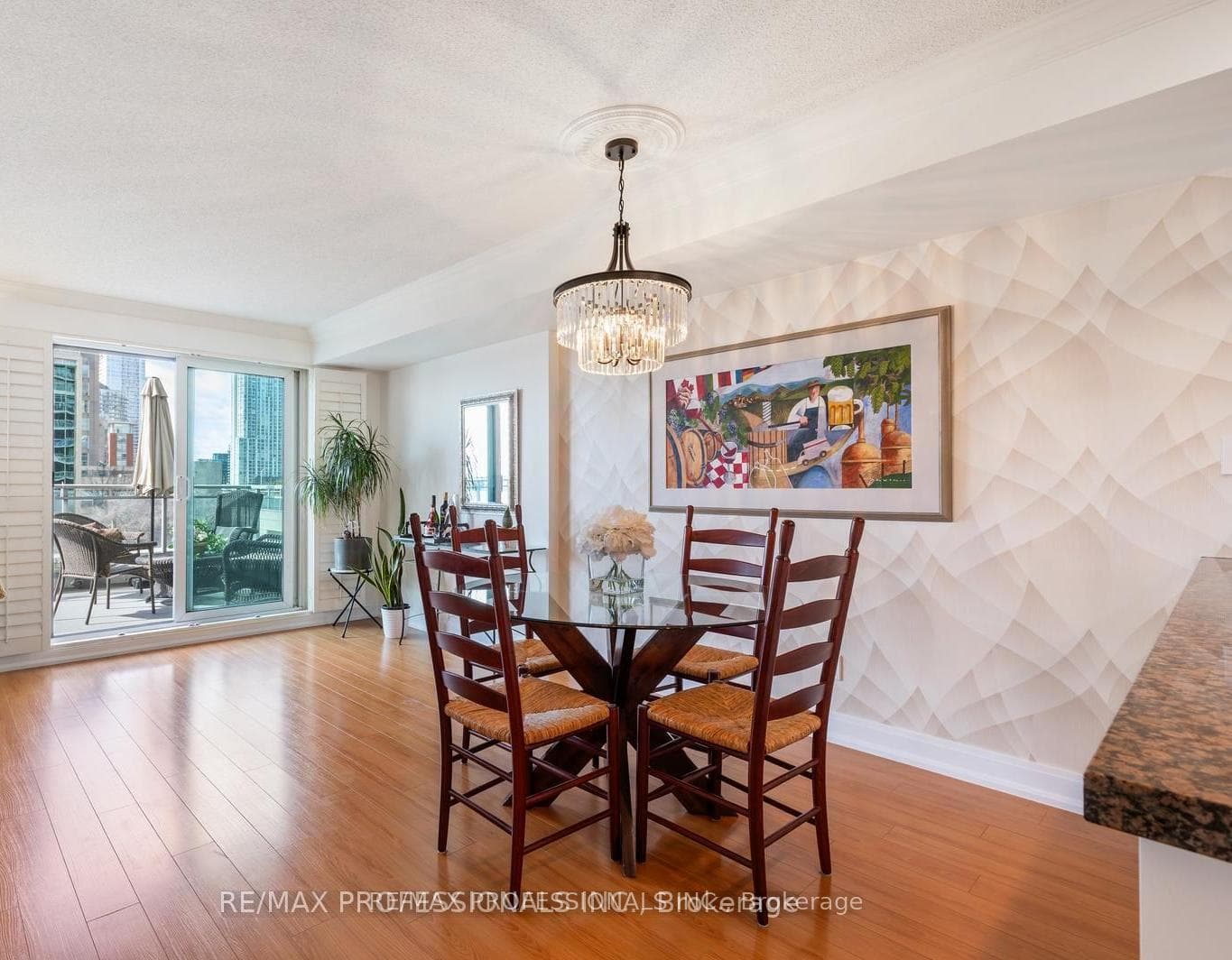 410 Queens Quay Unit 517 photo 11