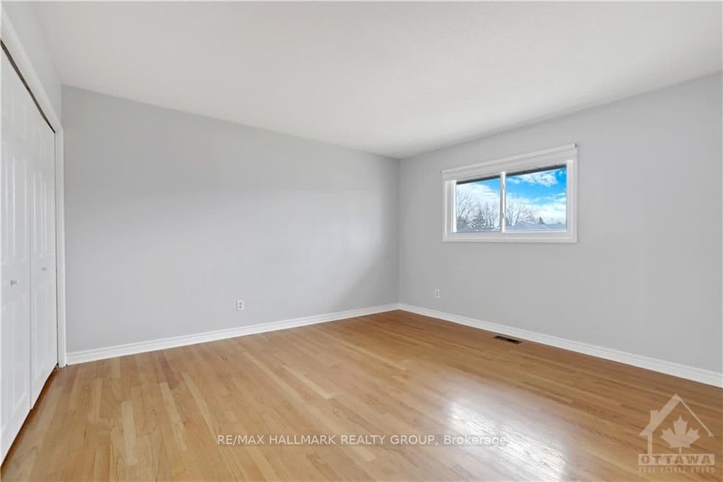 22 SYCAMORE Drive photo 15