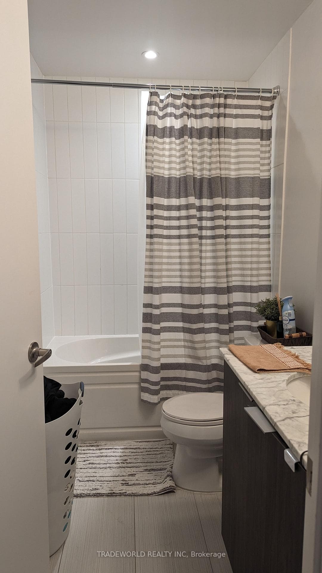 955 Bay Street Unit 3015 photo 6
