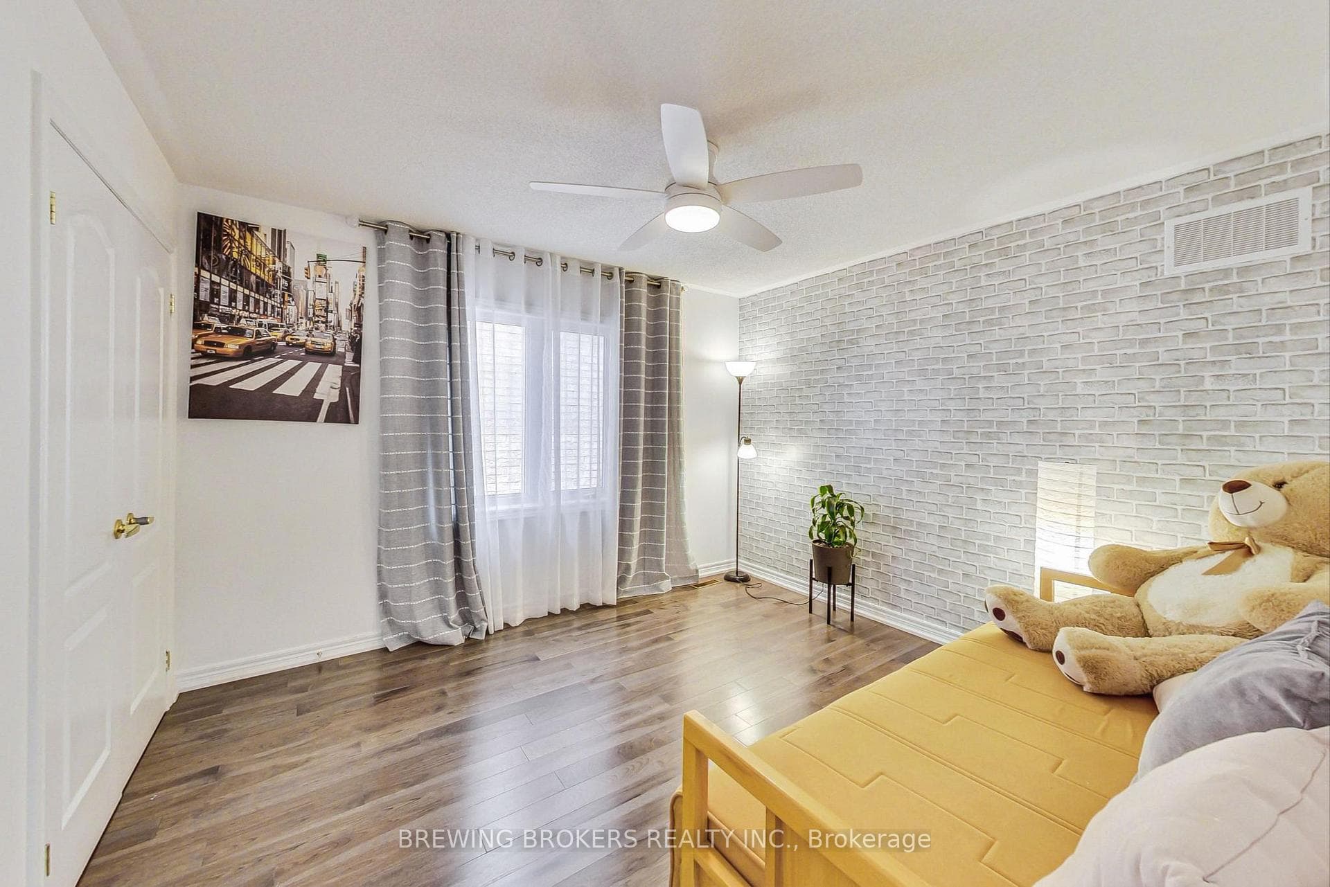 14 Bentwood Crescent photo 24