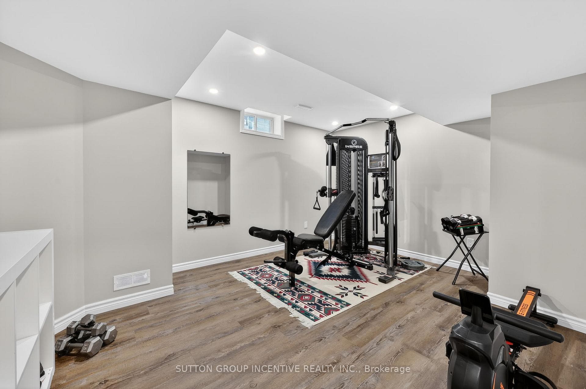 26 Prince Of Wales Drive photo 33