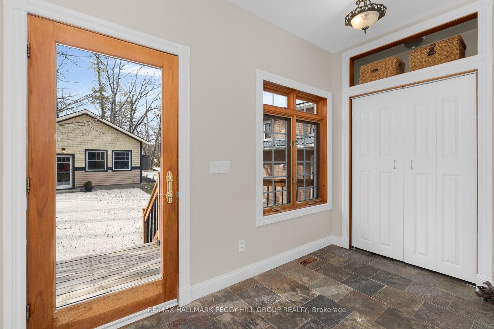 2026 River Road photo 4