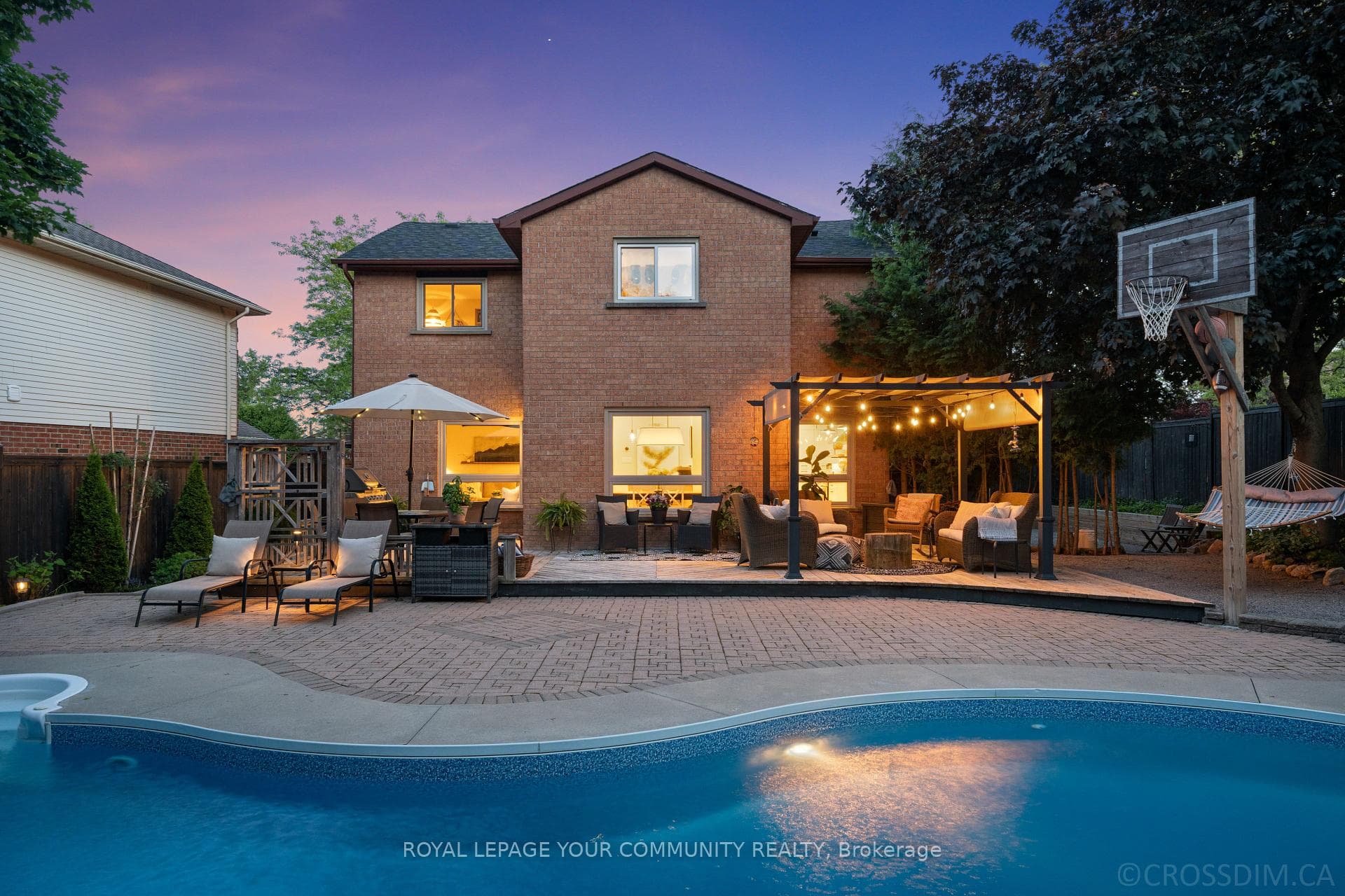 56 Moffat Crescent photo 40