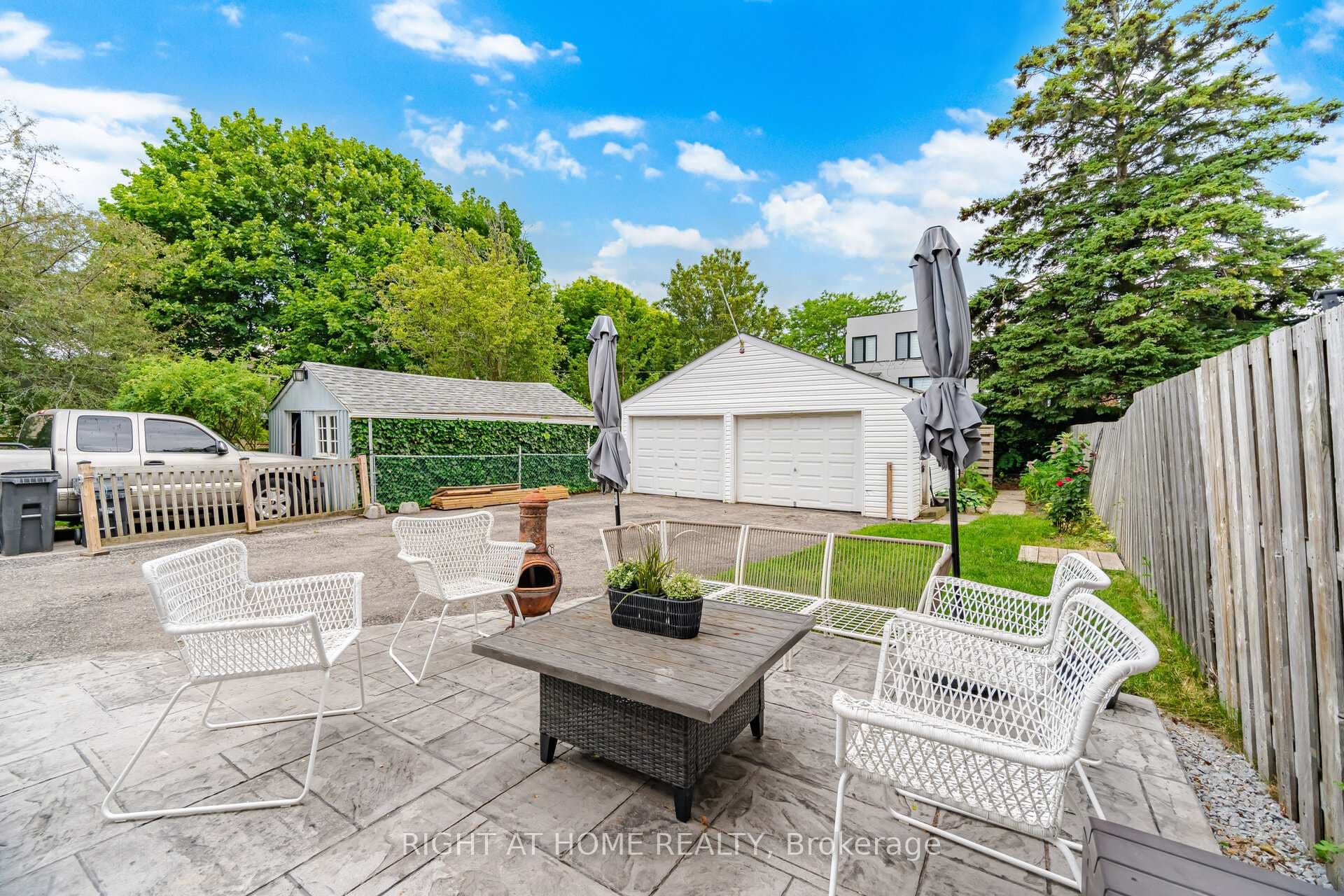 18 Vanbrugh Avenue photo 40