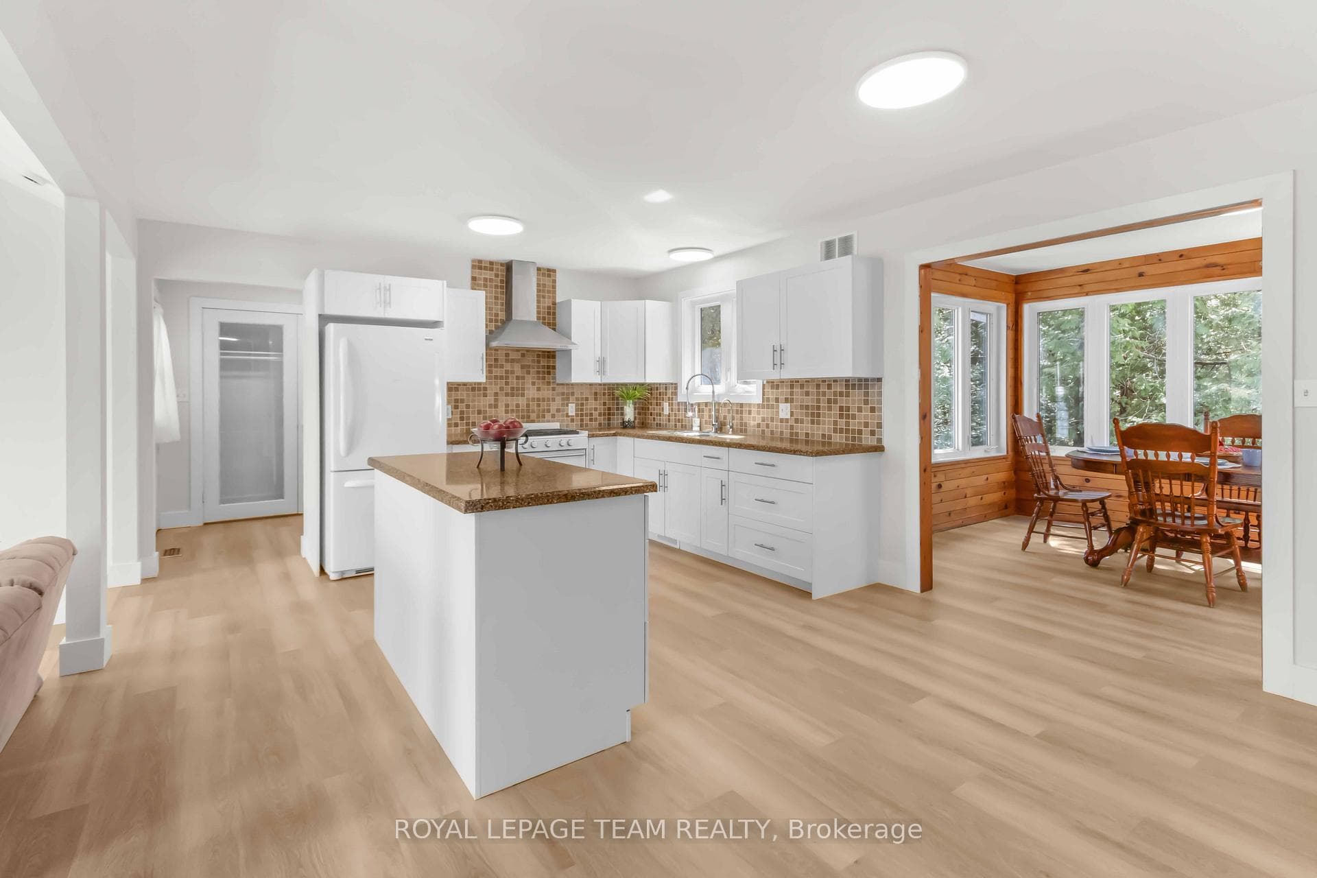 204B Hawkins Drive photo 13