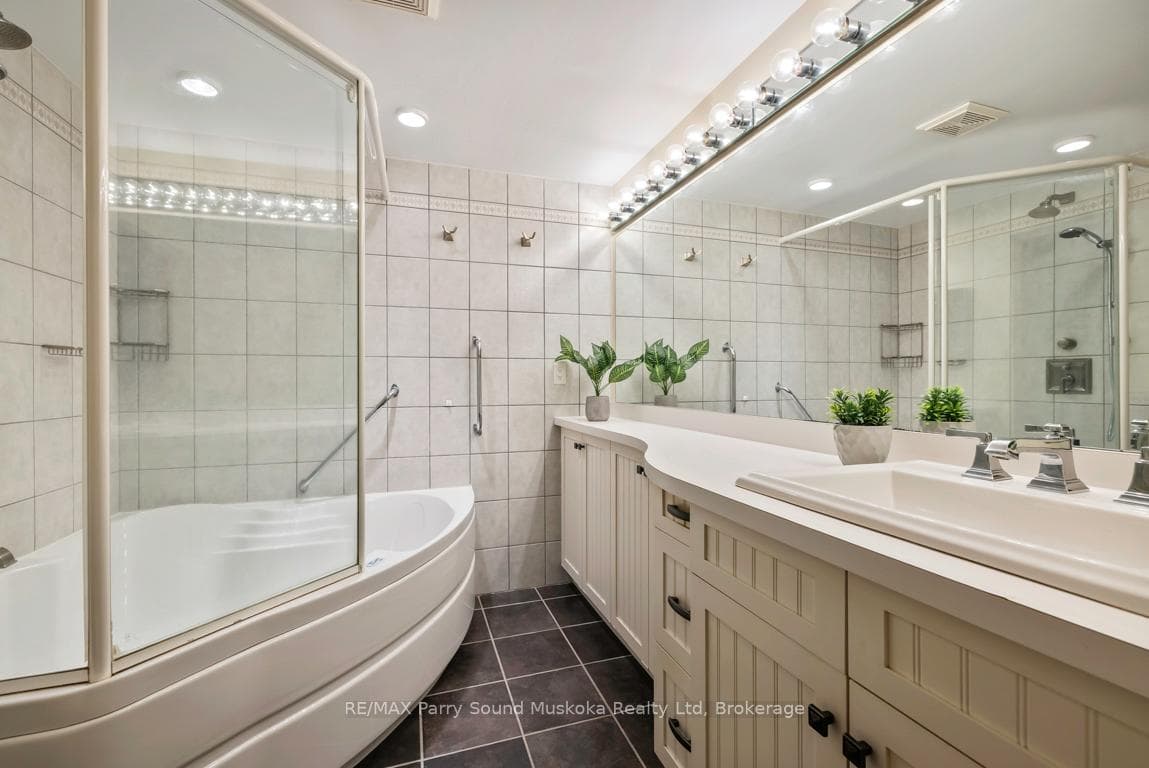Main floor 3 pc bath