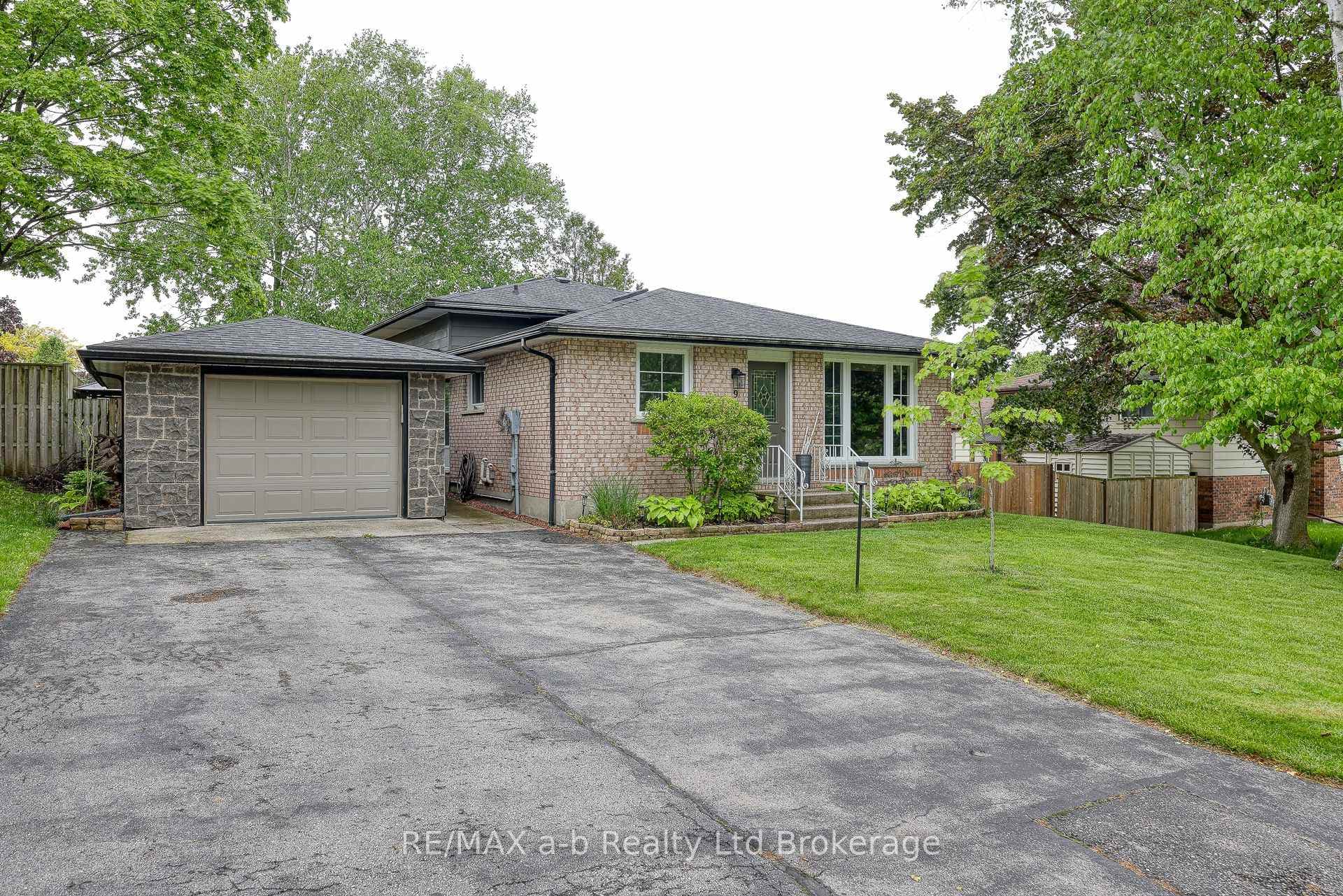9 Grenville Street photo 3