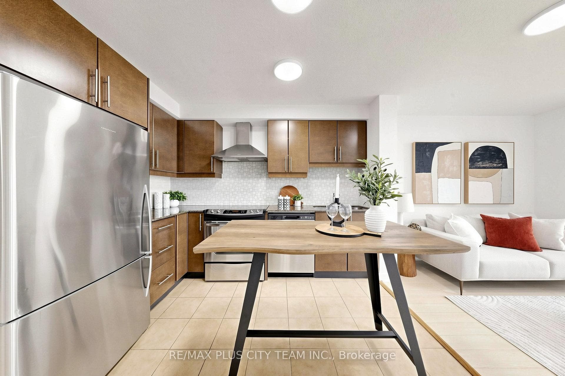 18 Harbour Street Unit 1206 photo 12