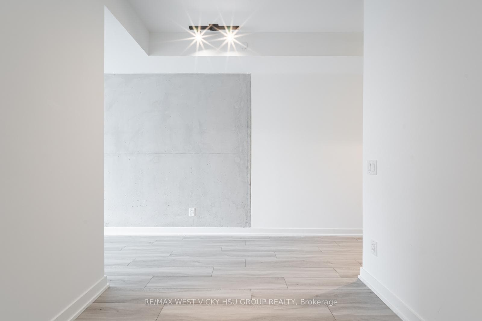 458 Richmond Street Unit 806 photo 20
