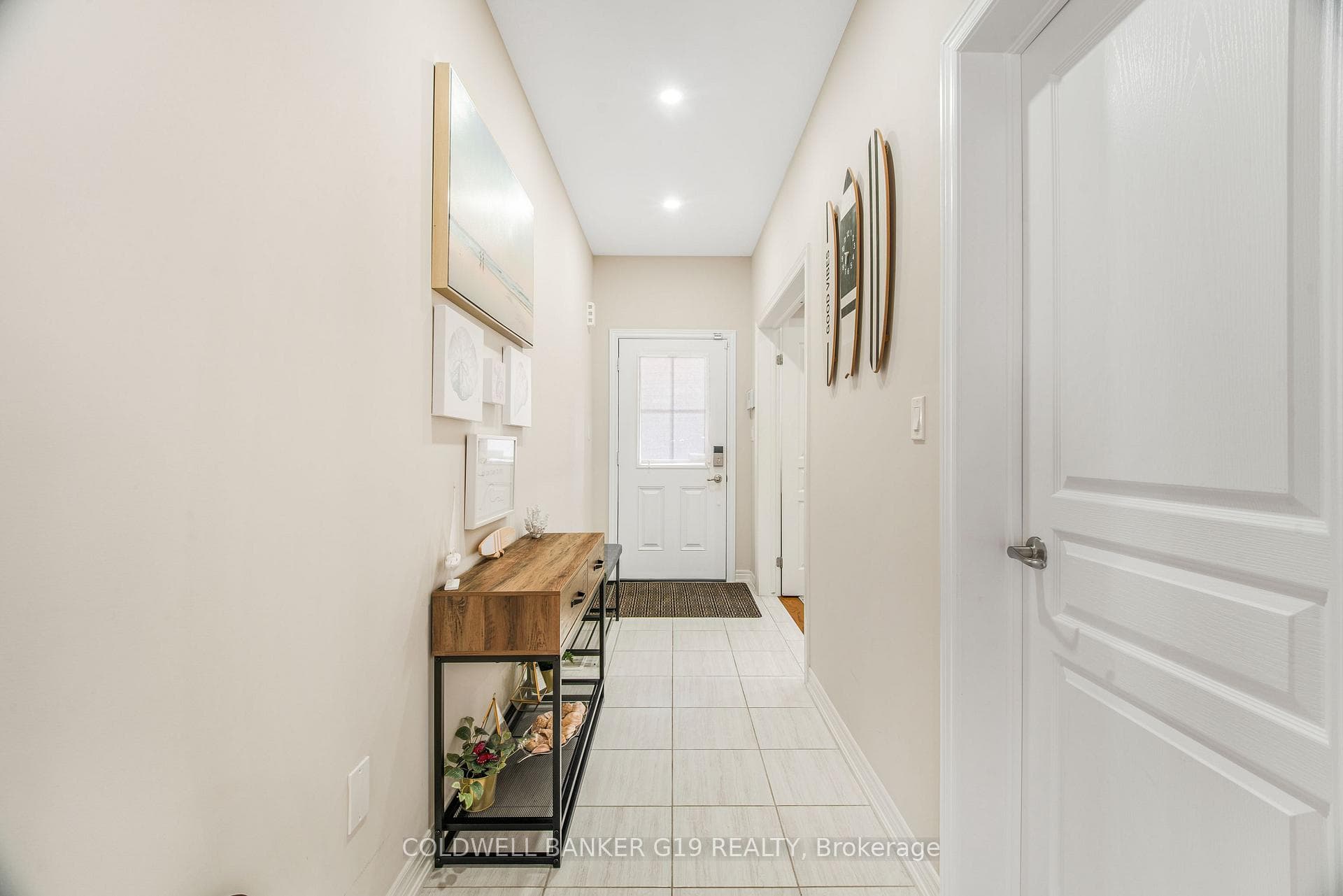 14 Riley Avenue photo 11
