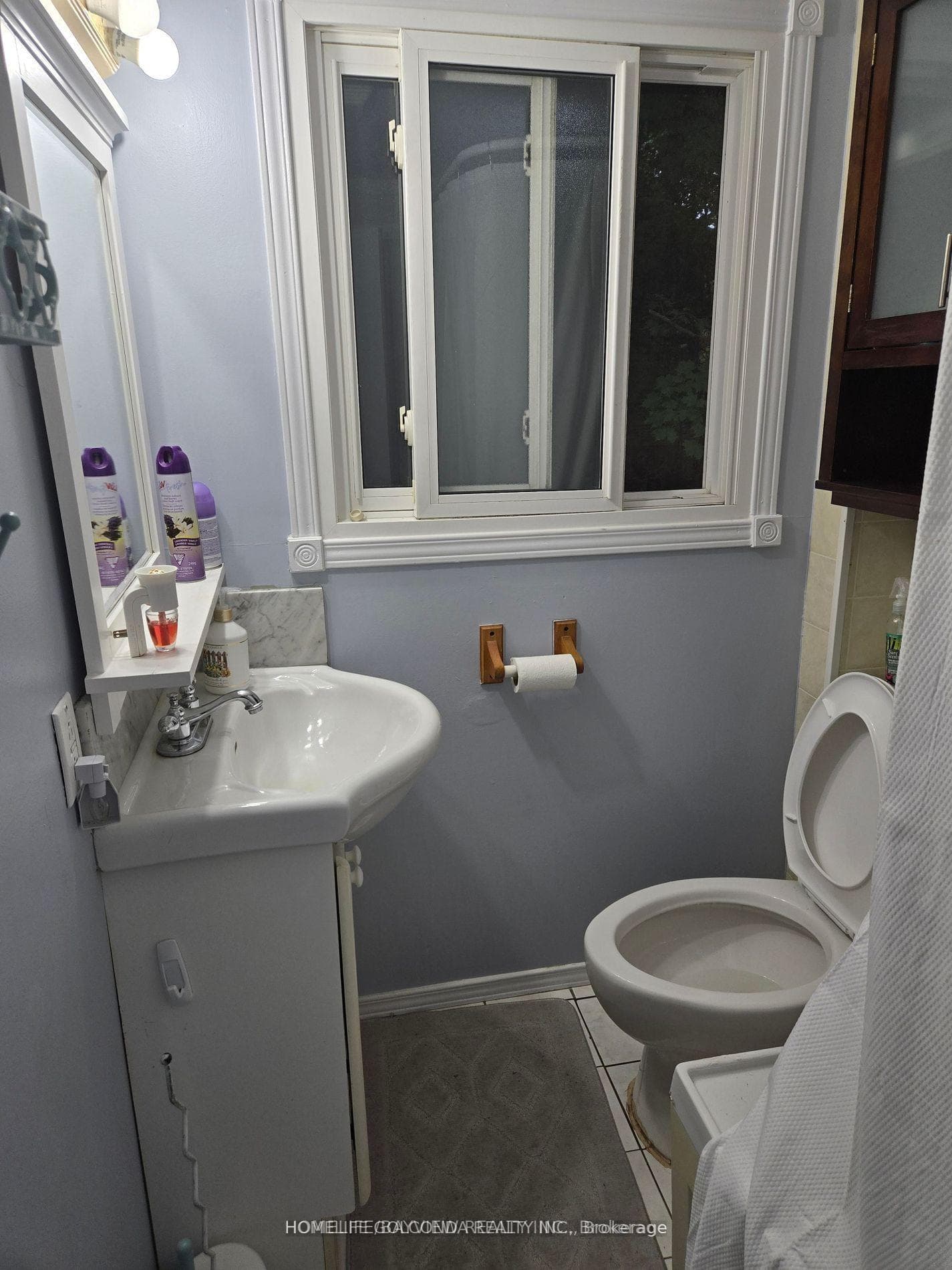 15 Poplar Crescent photo 13