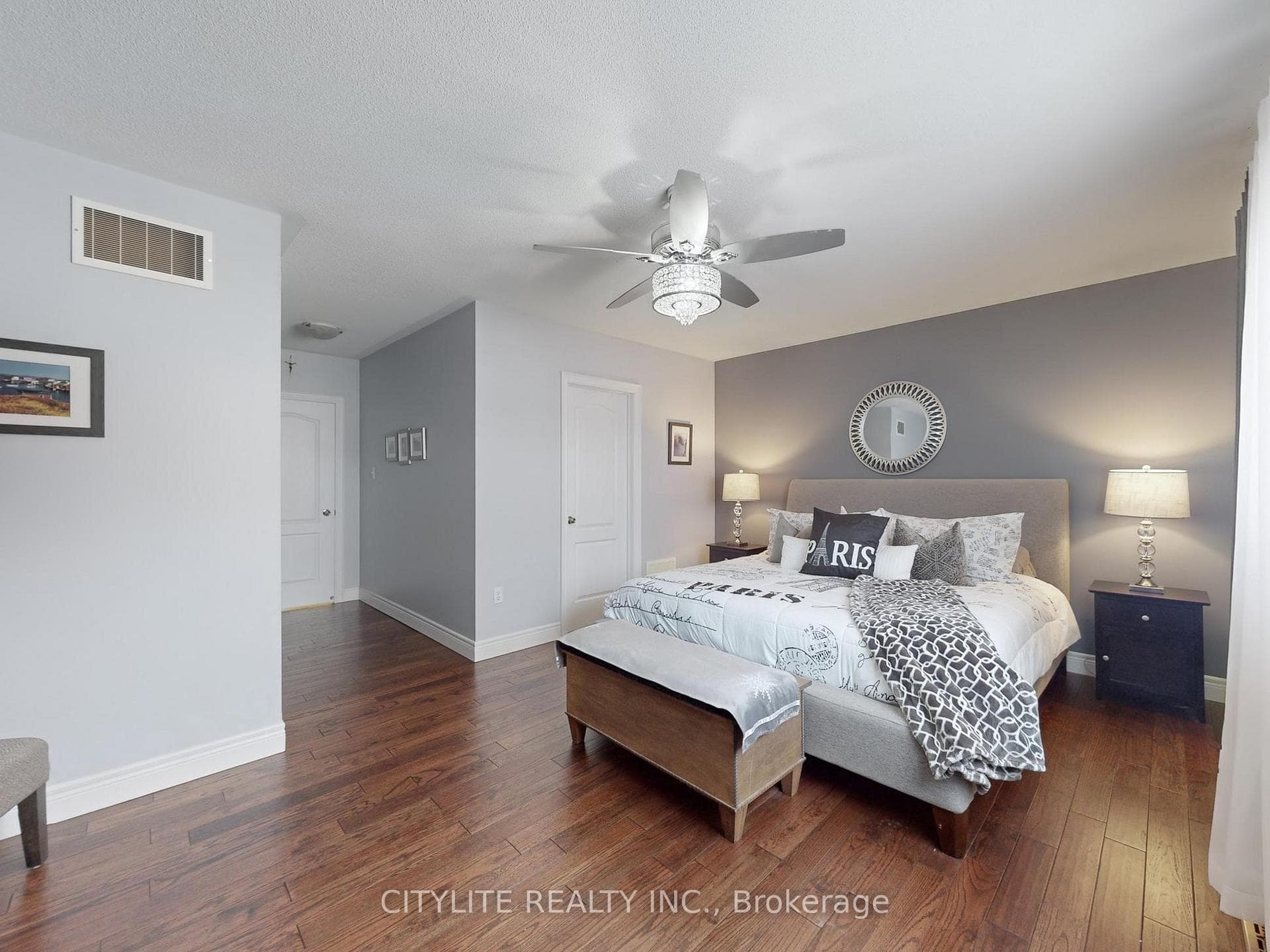 10 Grainger Crescent photo 13