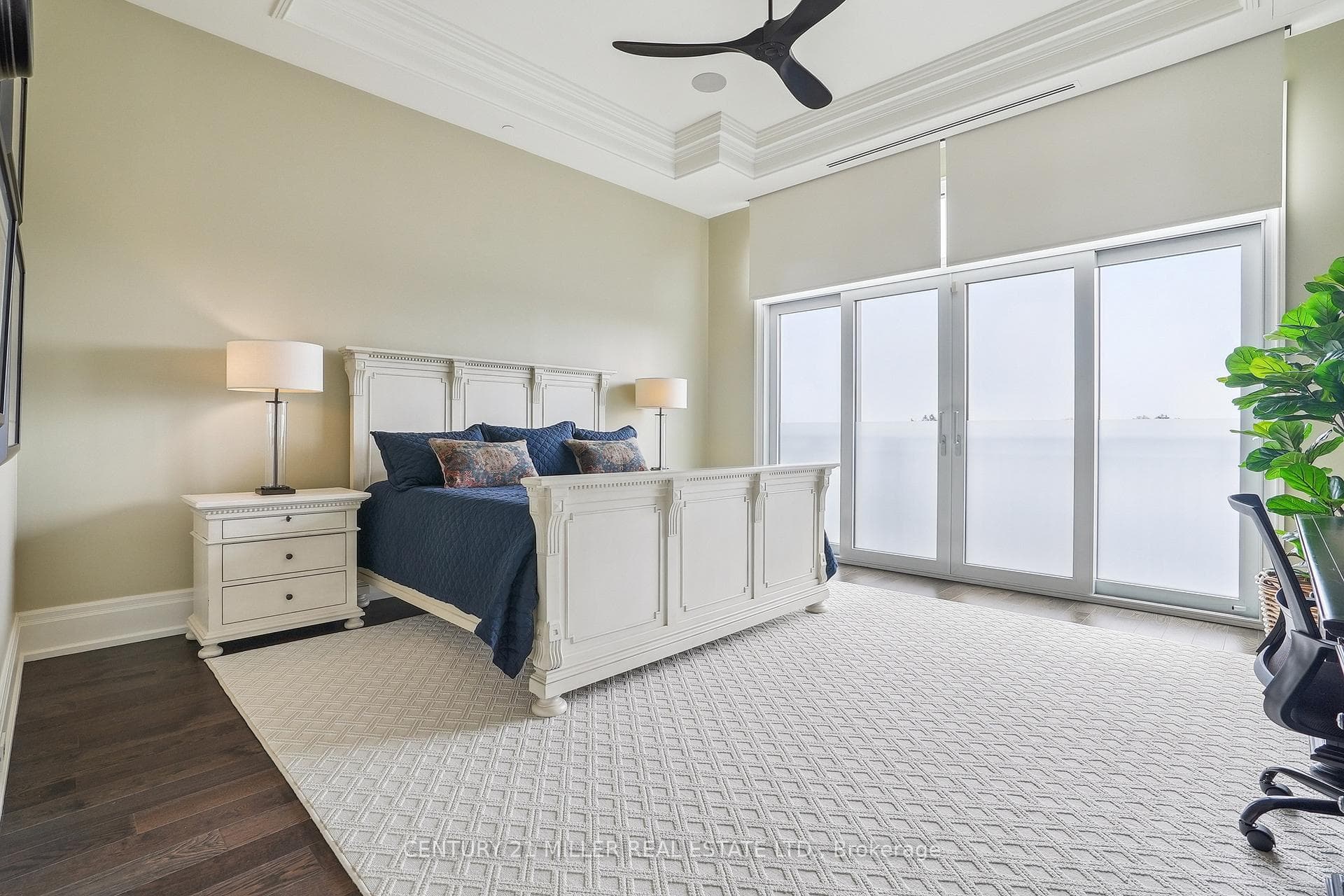 300 Randall Street Unit Ph9 photo 18