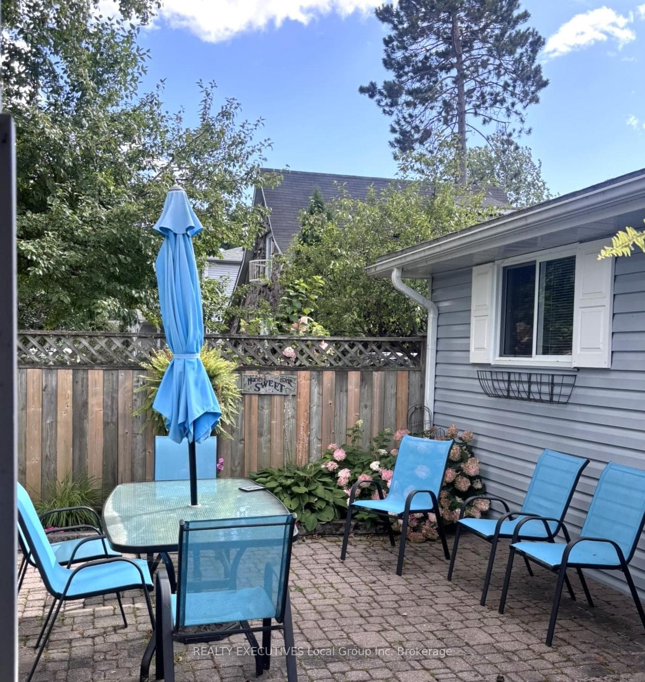 Summer-Garden Patio