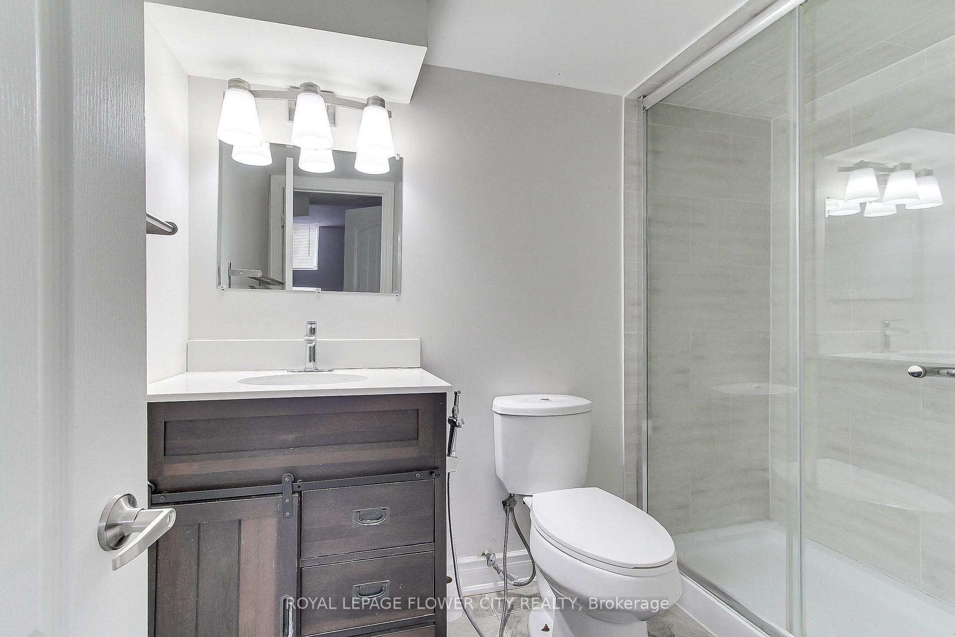 124 Playfair Terrace photo 38