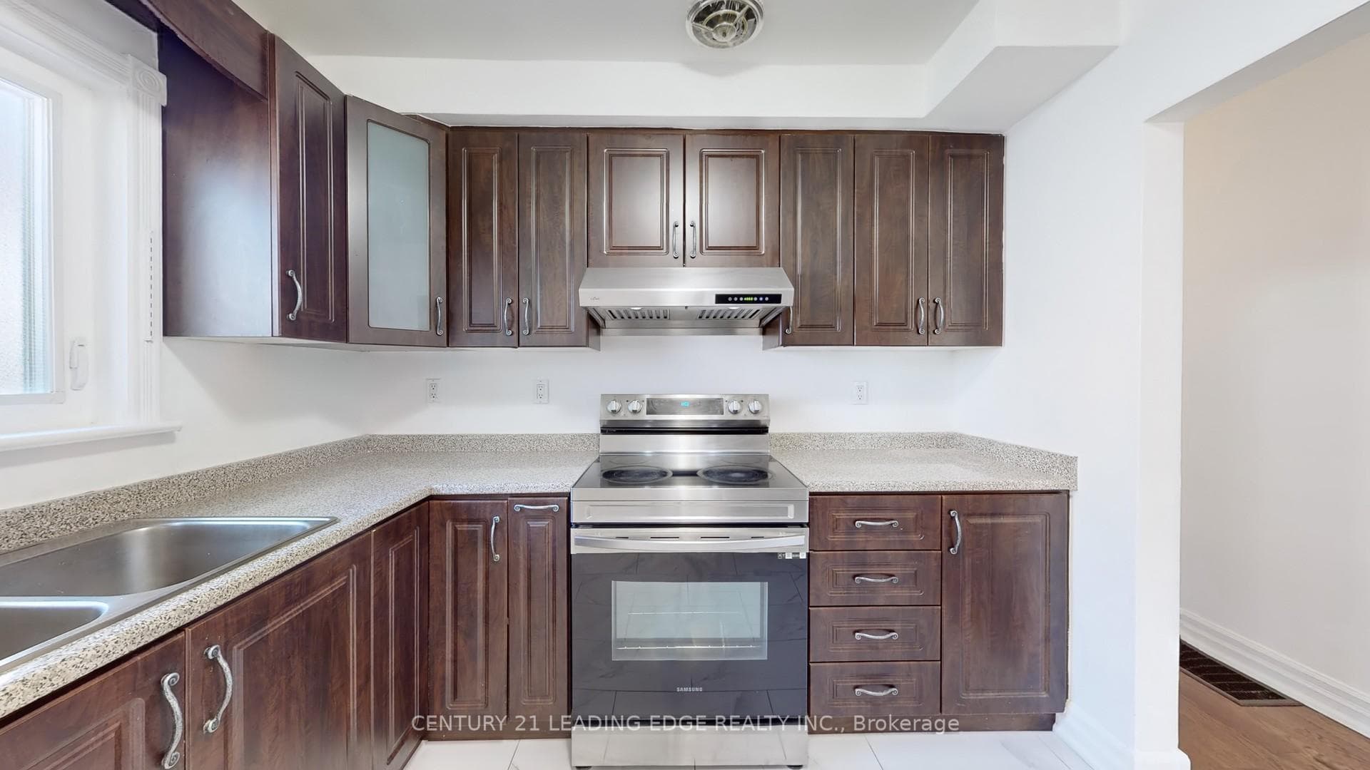 105 Gilroy Drive photo 10
