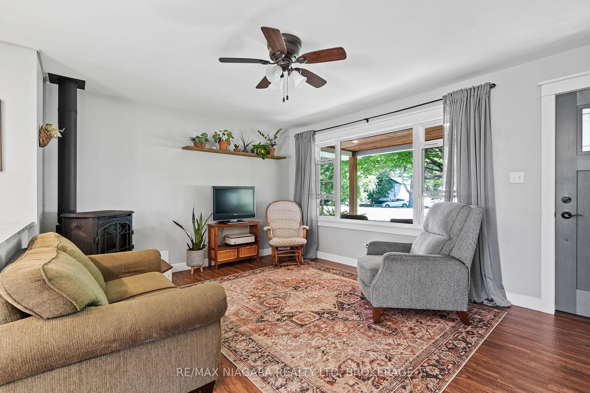 43092 Wills Road photo 8