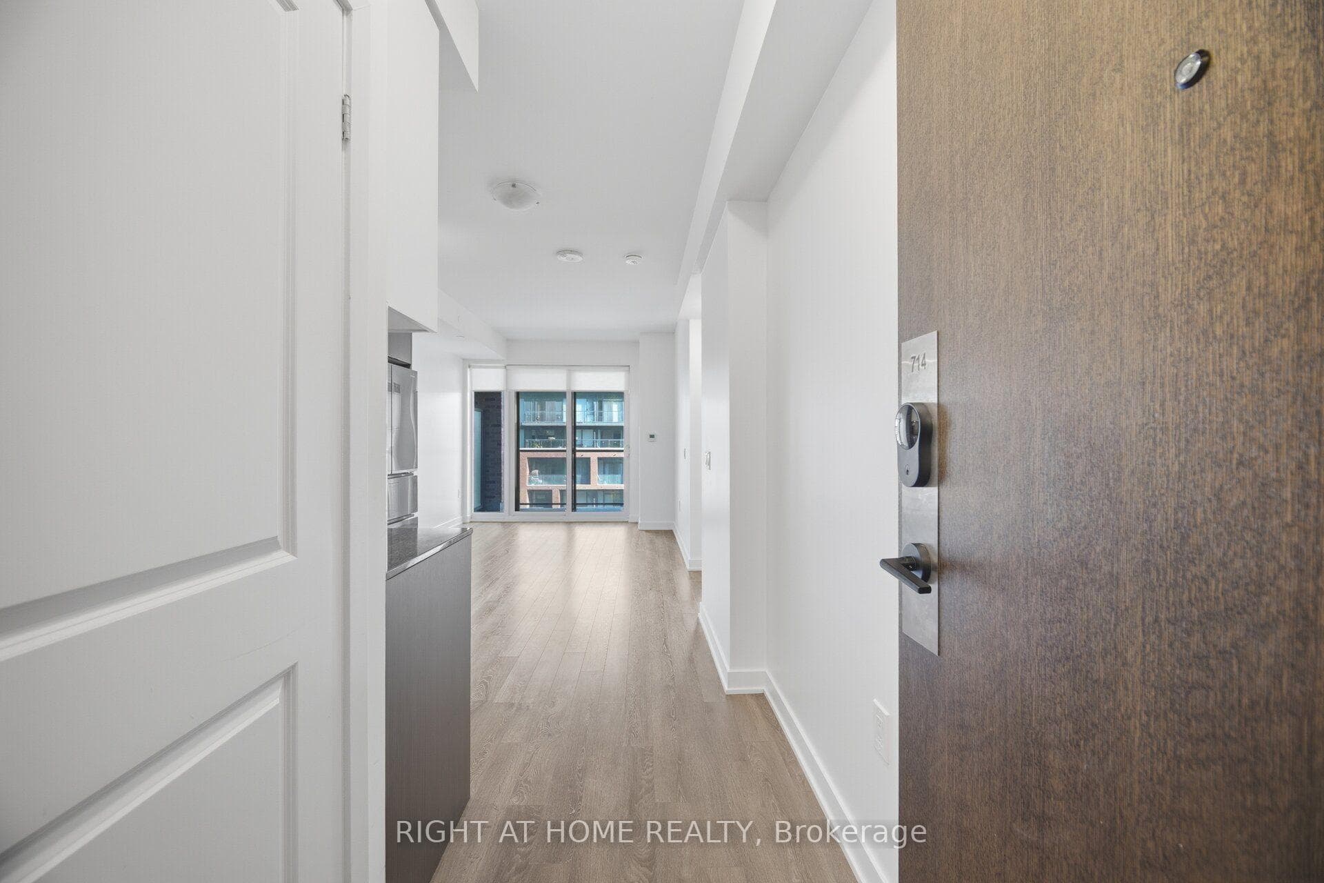 100 Eagle Rock Way Unit 714 photo 5