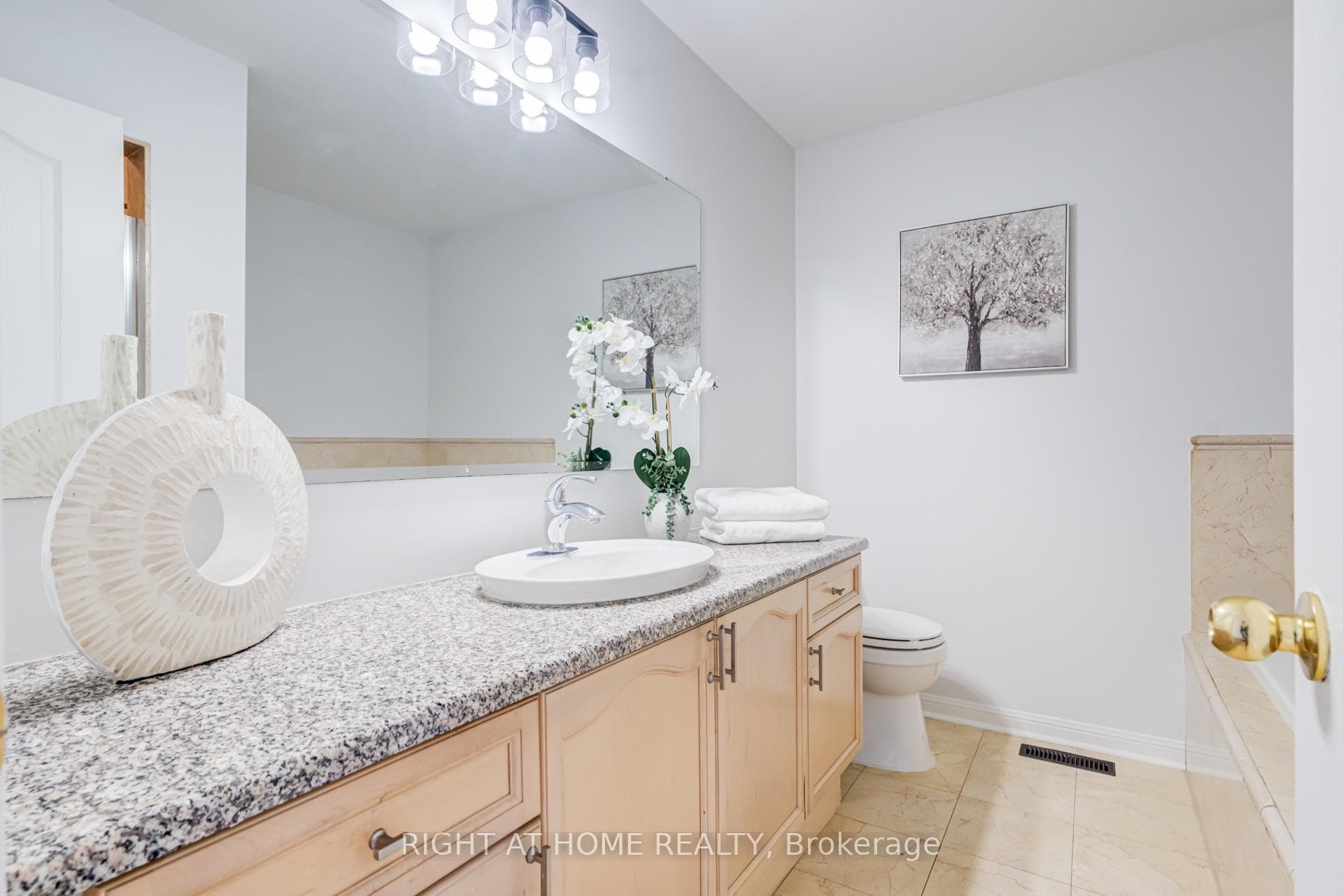 7460 Terragar Boulevard photo 23