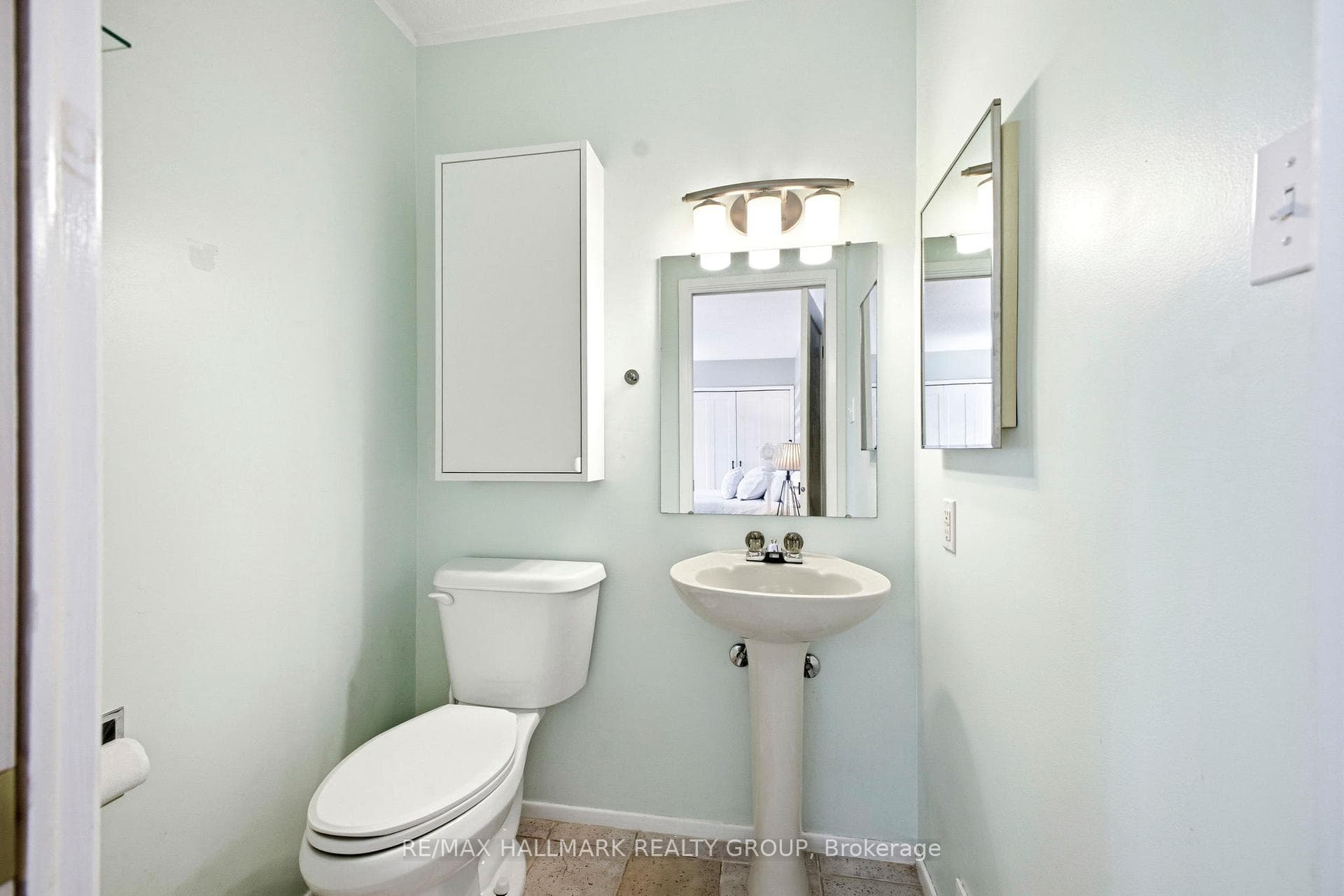 57 Kingsford Court photo 23