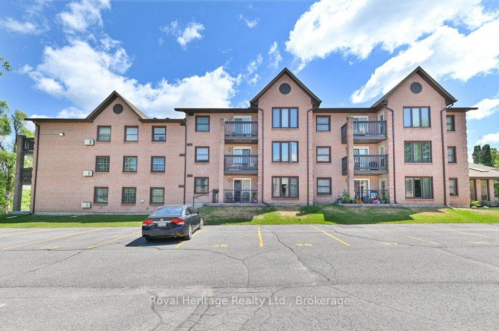 9 Centre Street Unit 203 photo 37
