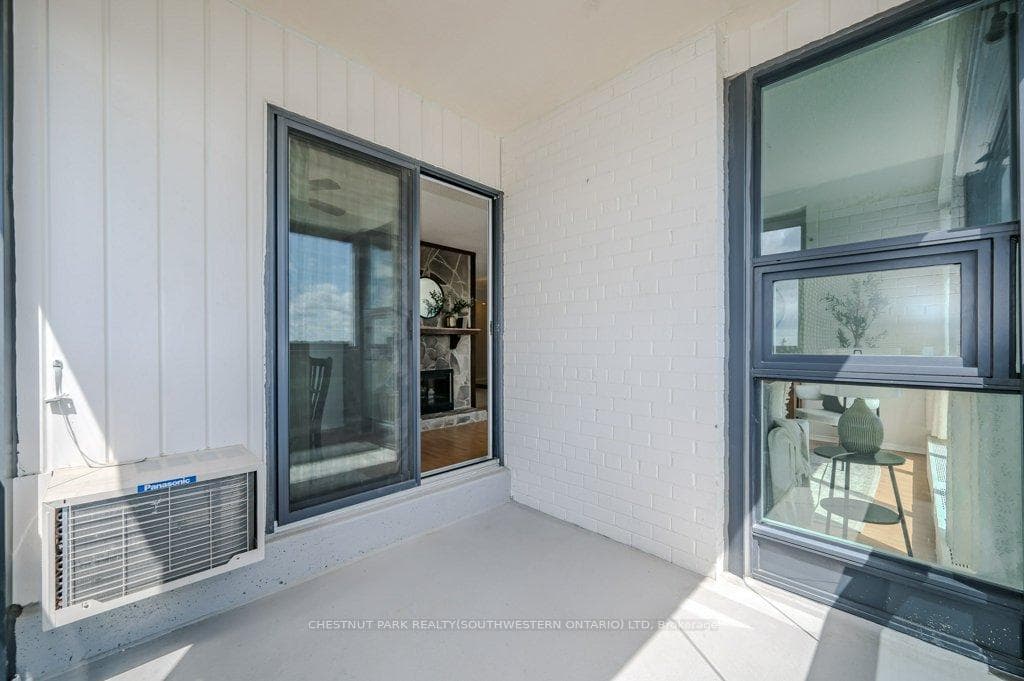 19 Woodlawn Road Unit 913 photo 35