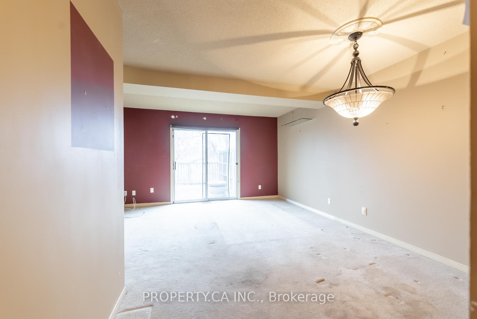 77 William Curtis Circle photo 4