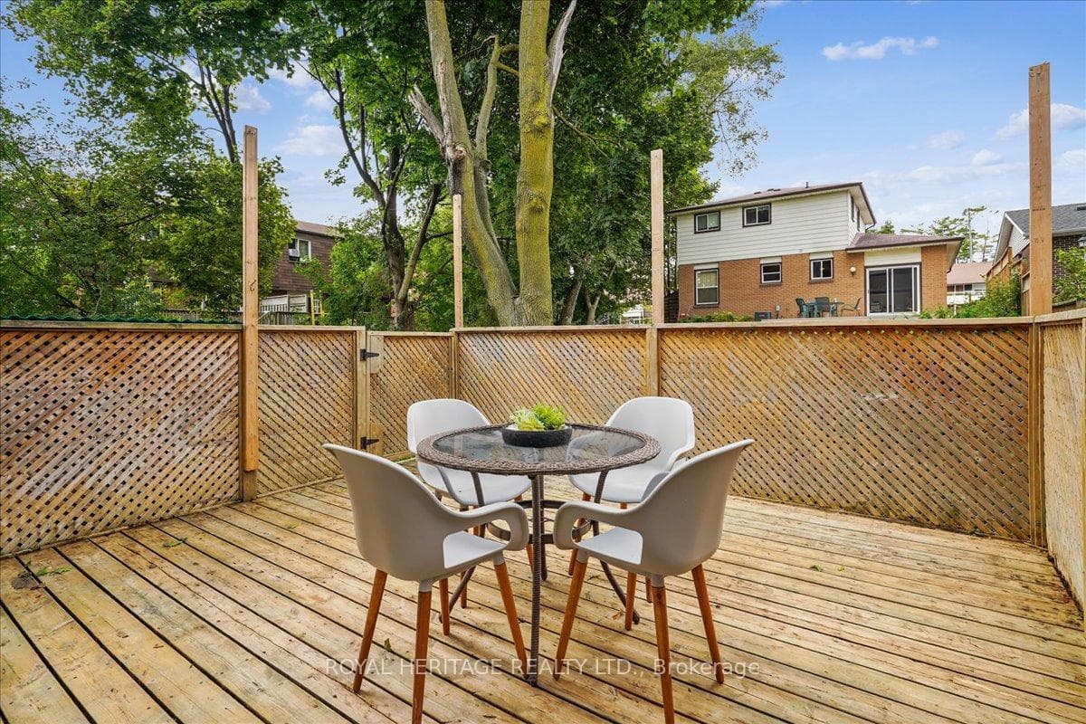 1370 Fieldlight Boulevard Unit 1 photo 33