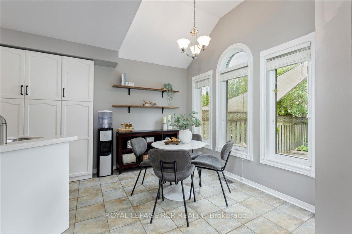 Kitchen- Breakfast Area