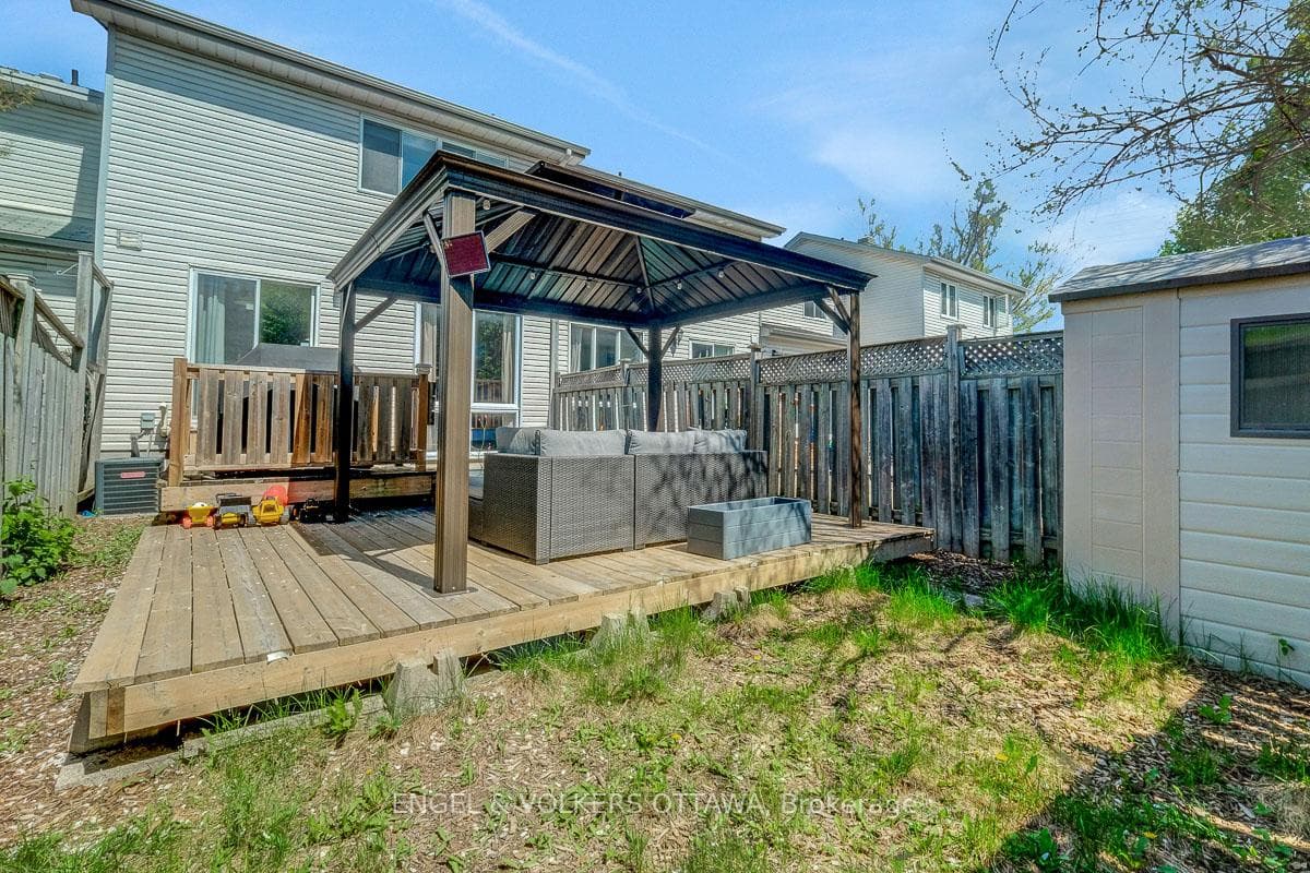 88 Kincardine Drive photo 45