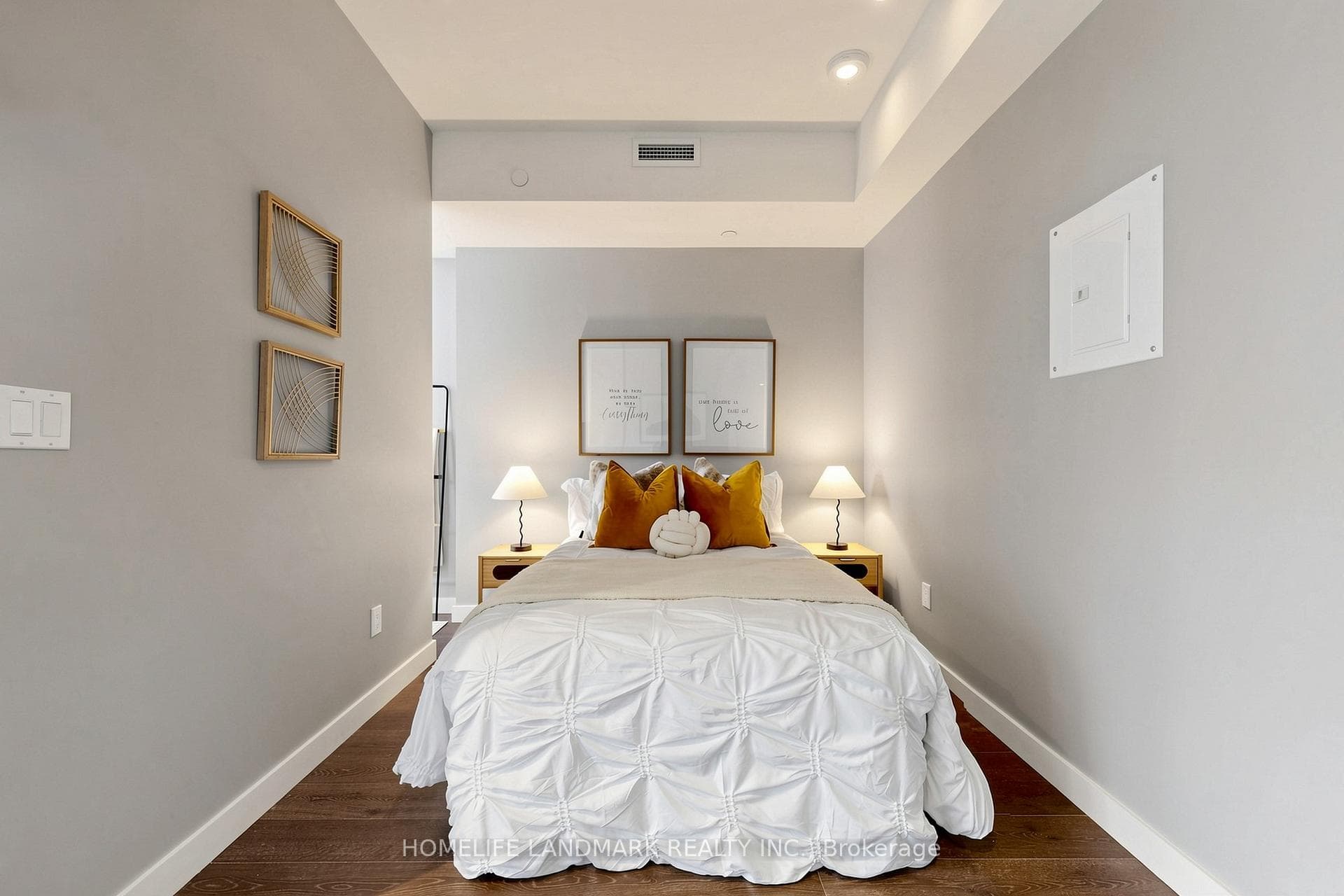 215 Queen Street Unit 1603 photo 12