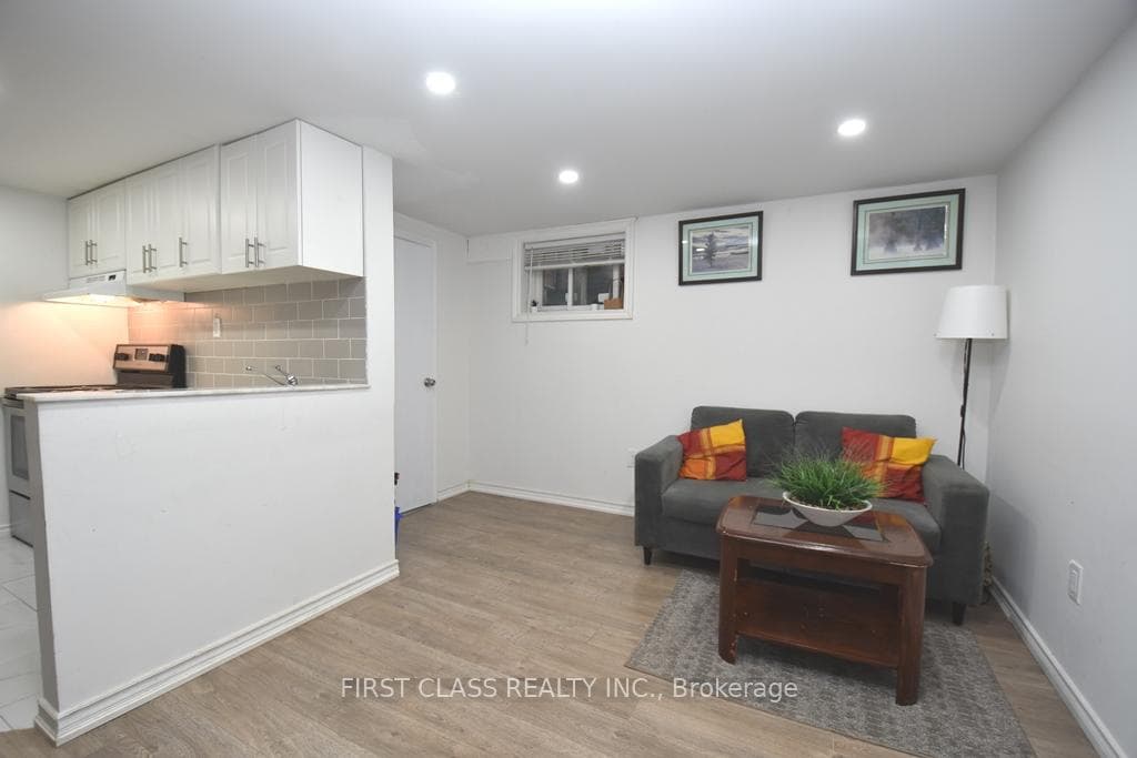 2091 Kipling Avenue Unit Bsmt photo 8