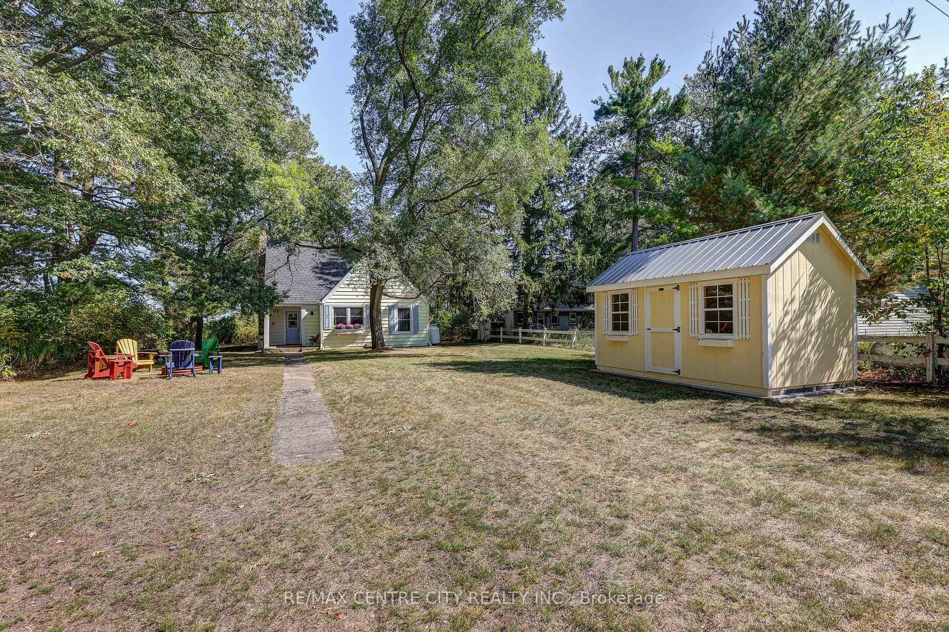 17374 Lakeshore Road photo 1
